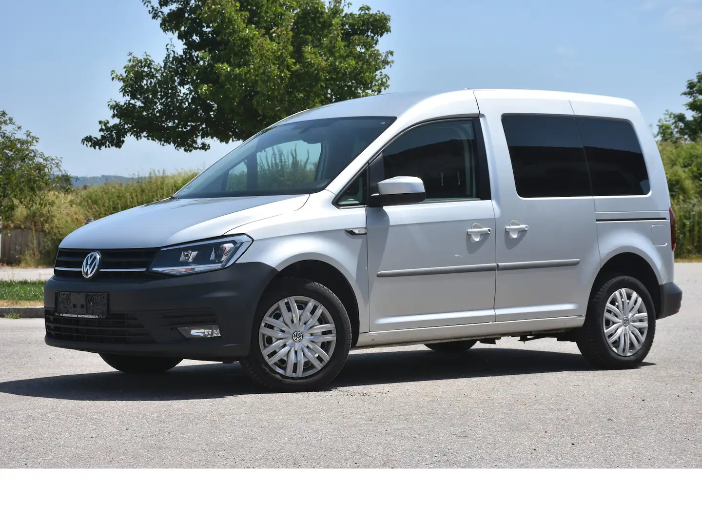 Volkswagen Caddy AT/Navi/Standhzg./Xenon/AHK/ACC Silber - 1
