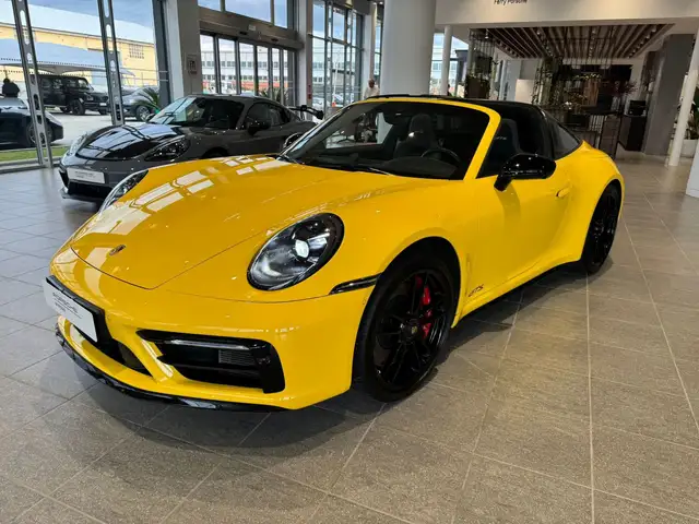 Porsche 992 911 Targa 4 GTS 480 cv PDK - IVA Esposta