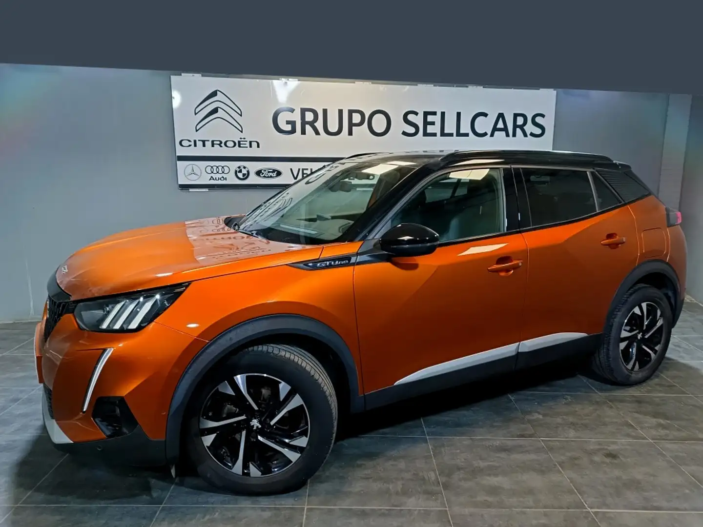 Peugeot 2008 1.2 PureTech S&S GT Line EAT8 130 Naranja - 2
