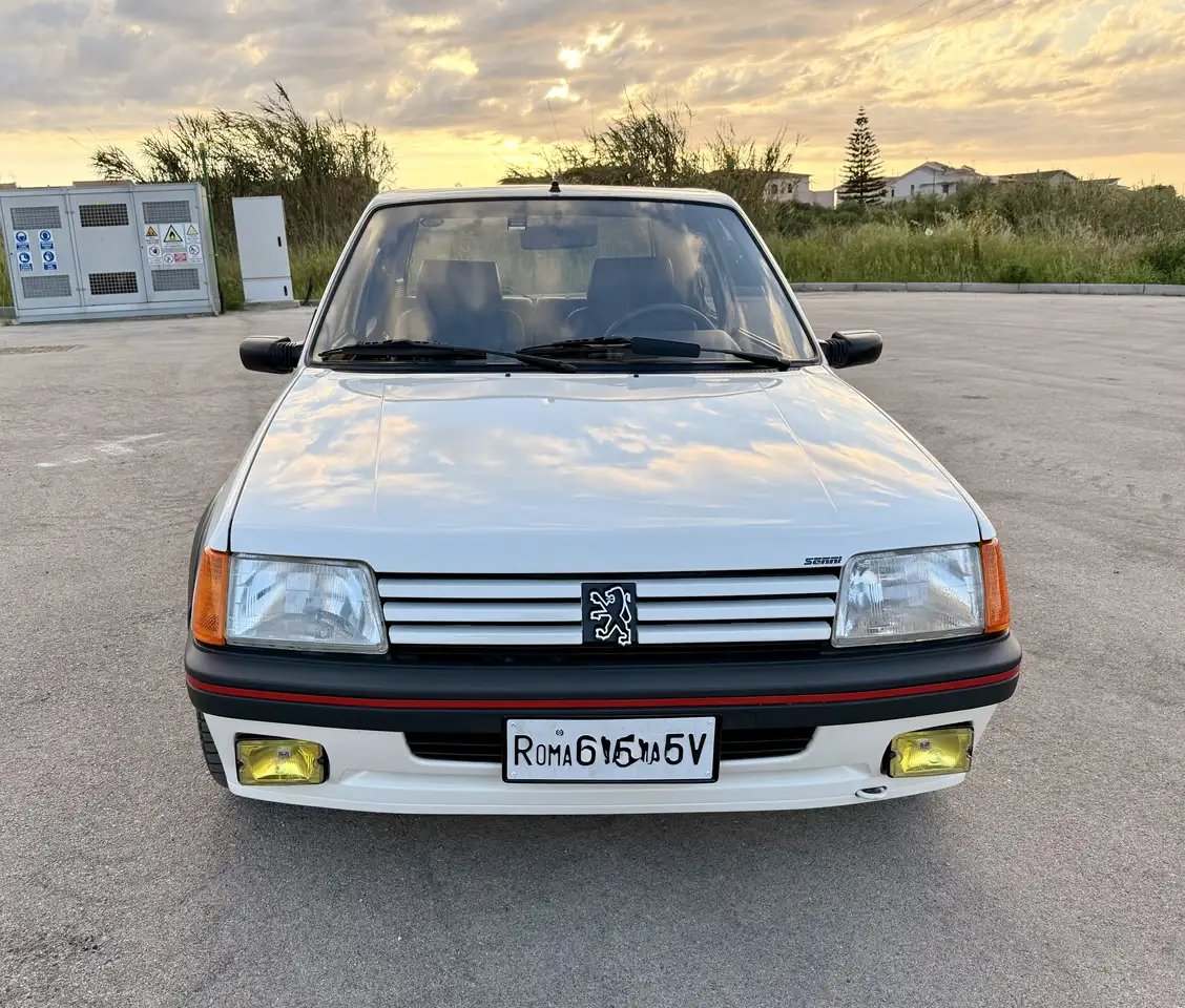 Peugeot 205 Gti 1.9 130cv Aria Condizionata ,Pelle, foto 2