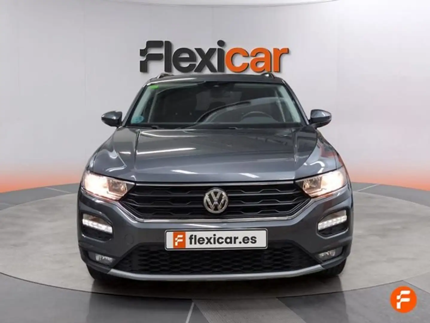 Volkswagen T-Roc 1.5 TSI Advance Gris - 2