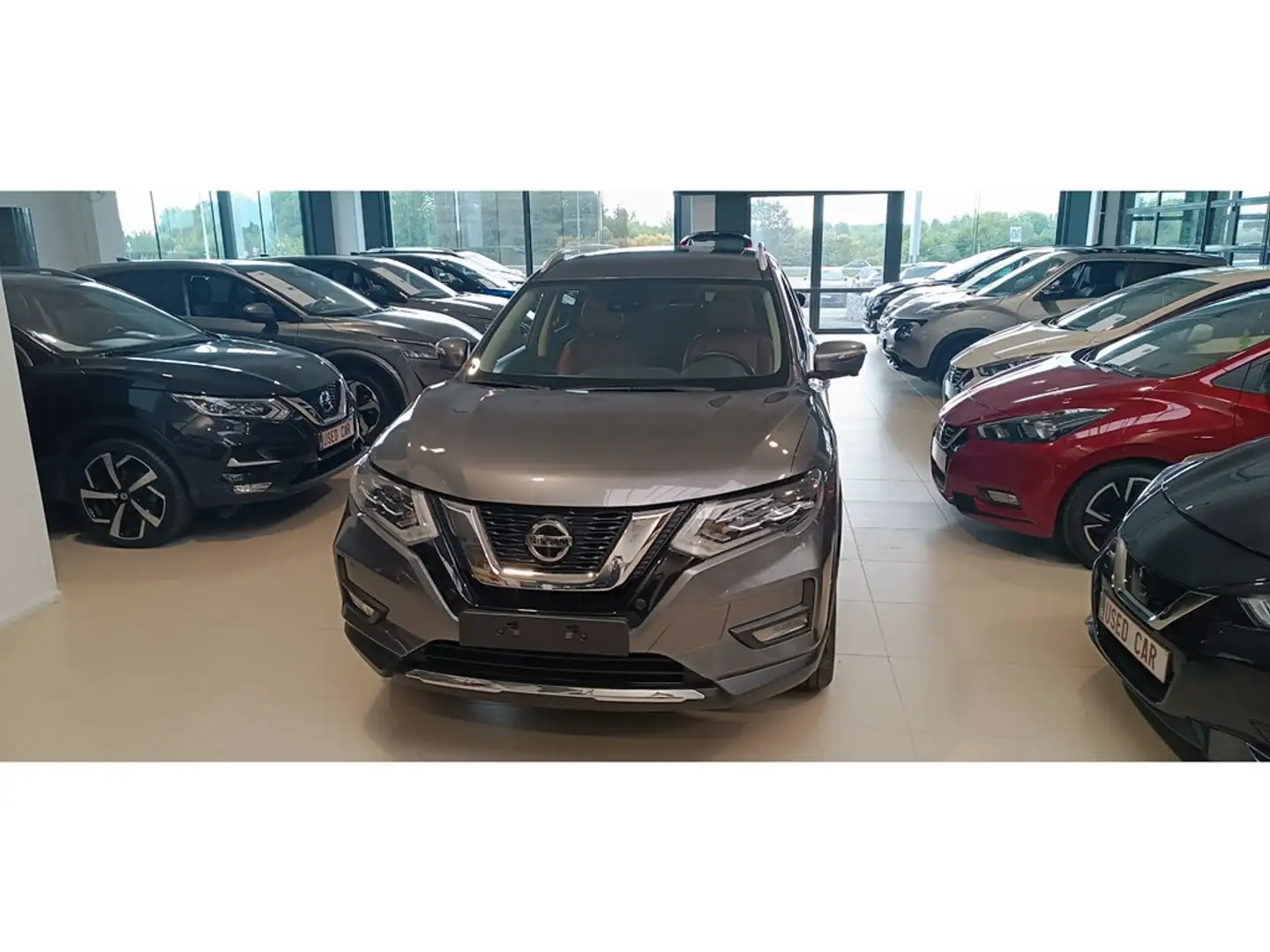 Nissan X-Trail Tekna + Gris - 1