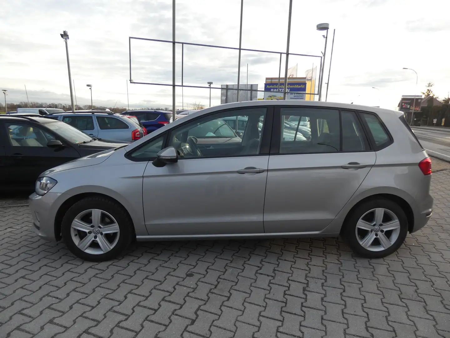 Volkswagen Golf Sportsvan Comfortline BMT/Start-Stopp Klima Navi HU AU Neu Gris - 2