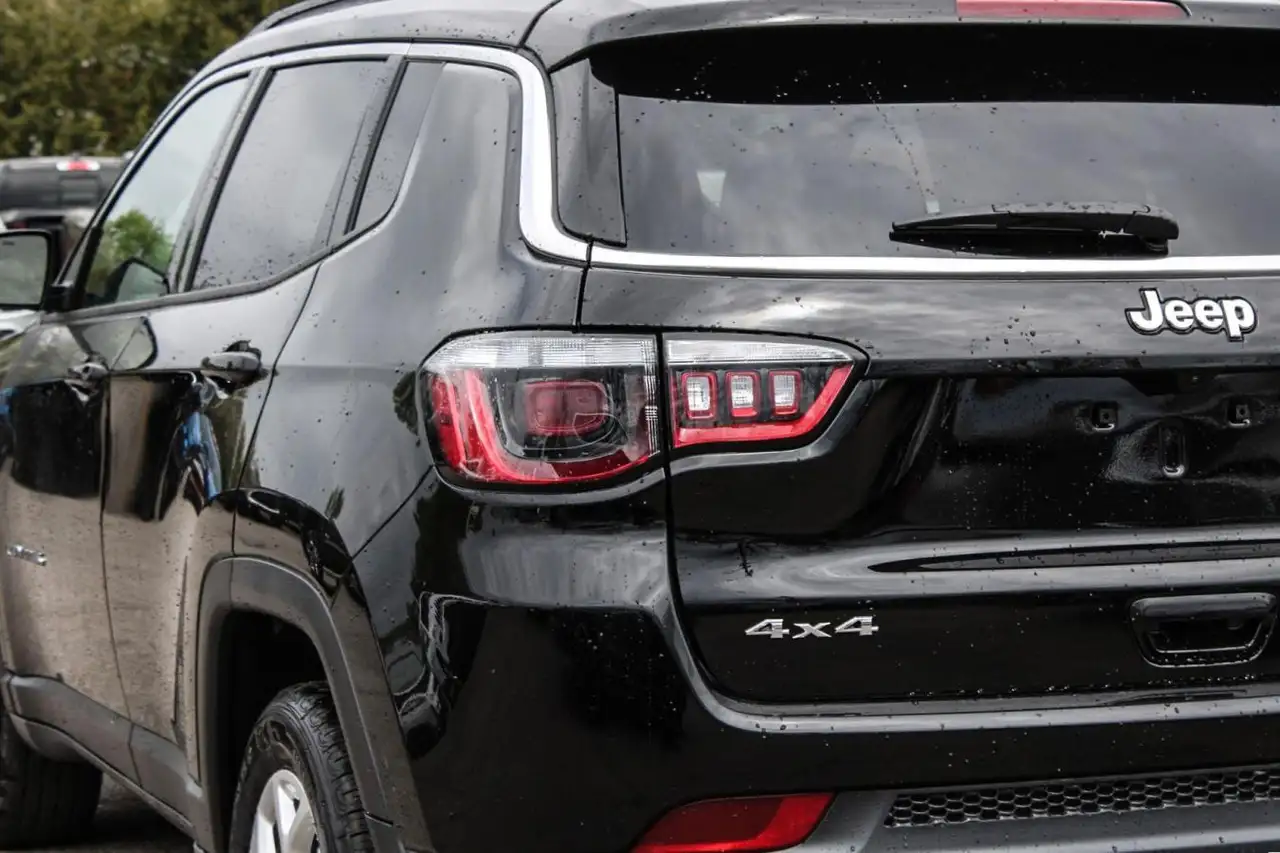 Jeep Compass снимка Jeep Compass