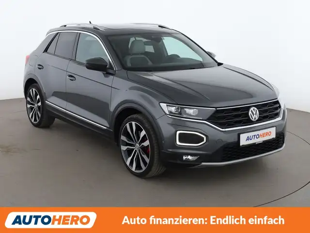 Volkswagen T-Roc view 8