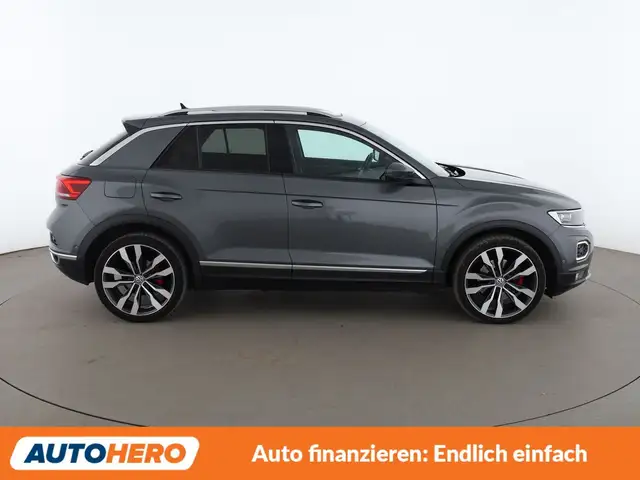Volkswagen T-Roc view 7