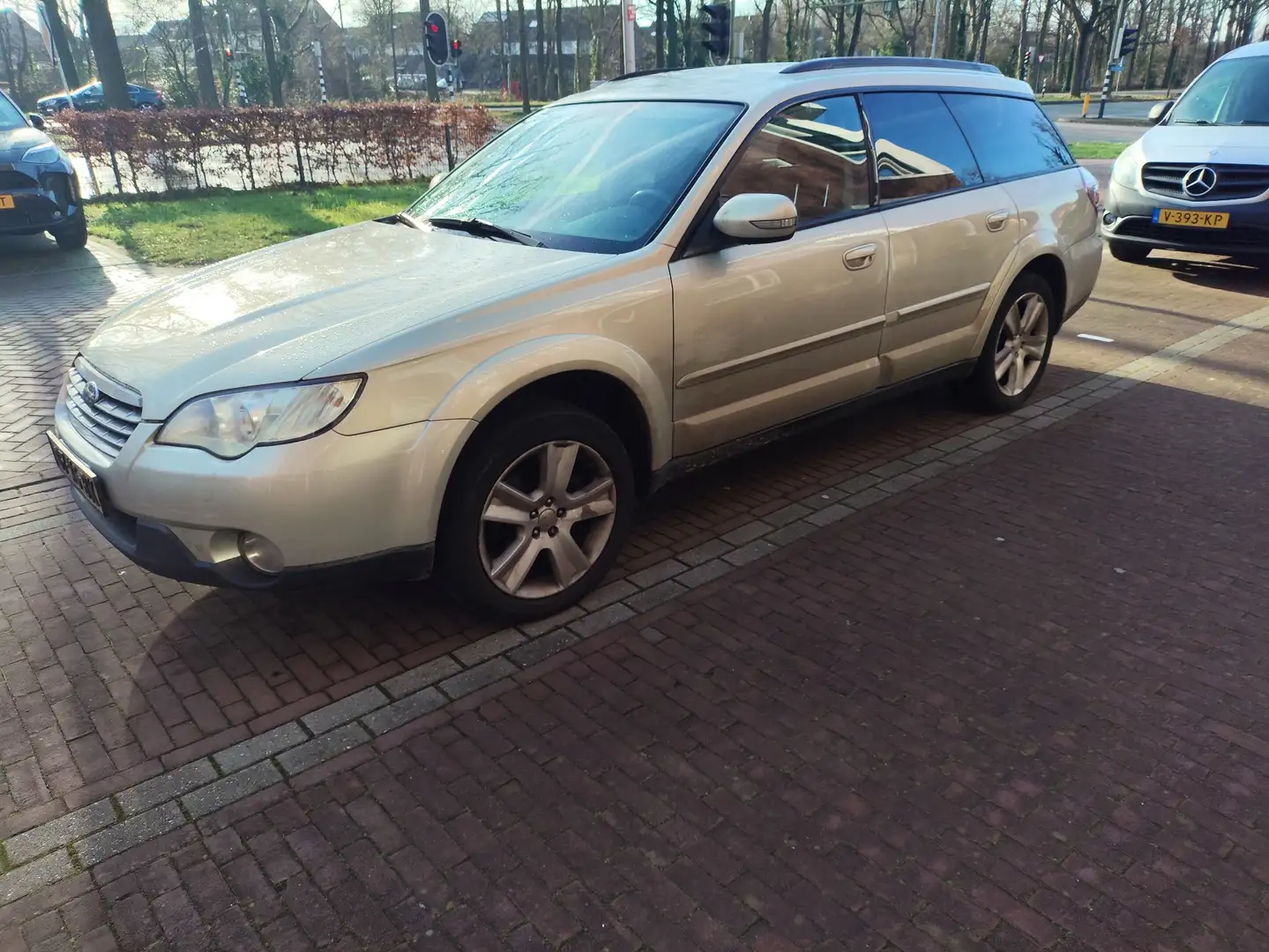 Subaru Legacy 2.5i Comfort Grün - 2