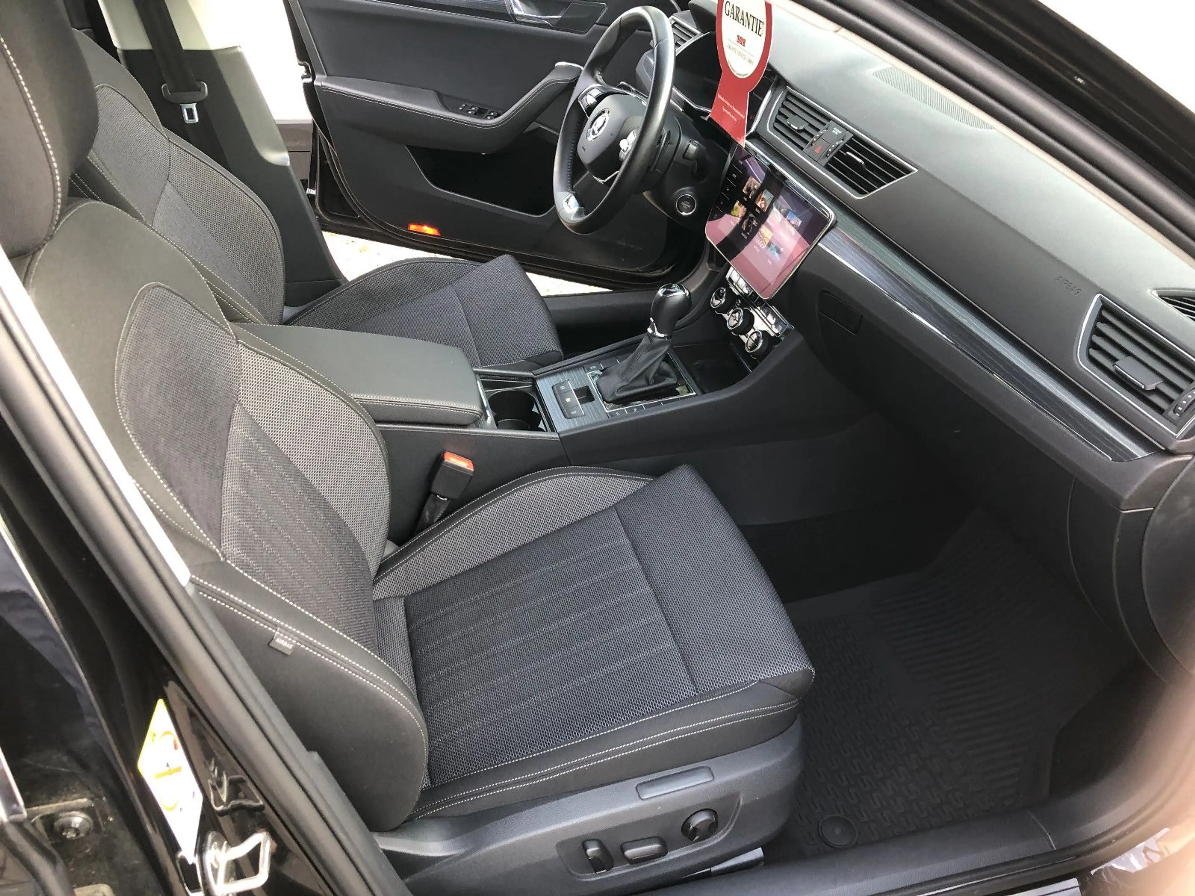 Skoda Superb Combi Style ALU,NAVI,KAMERA,PDC — photo 11