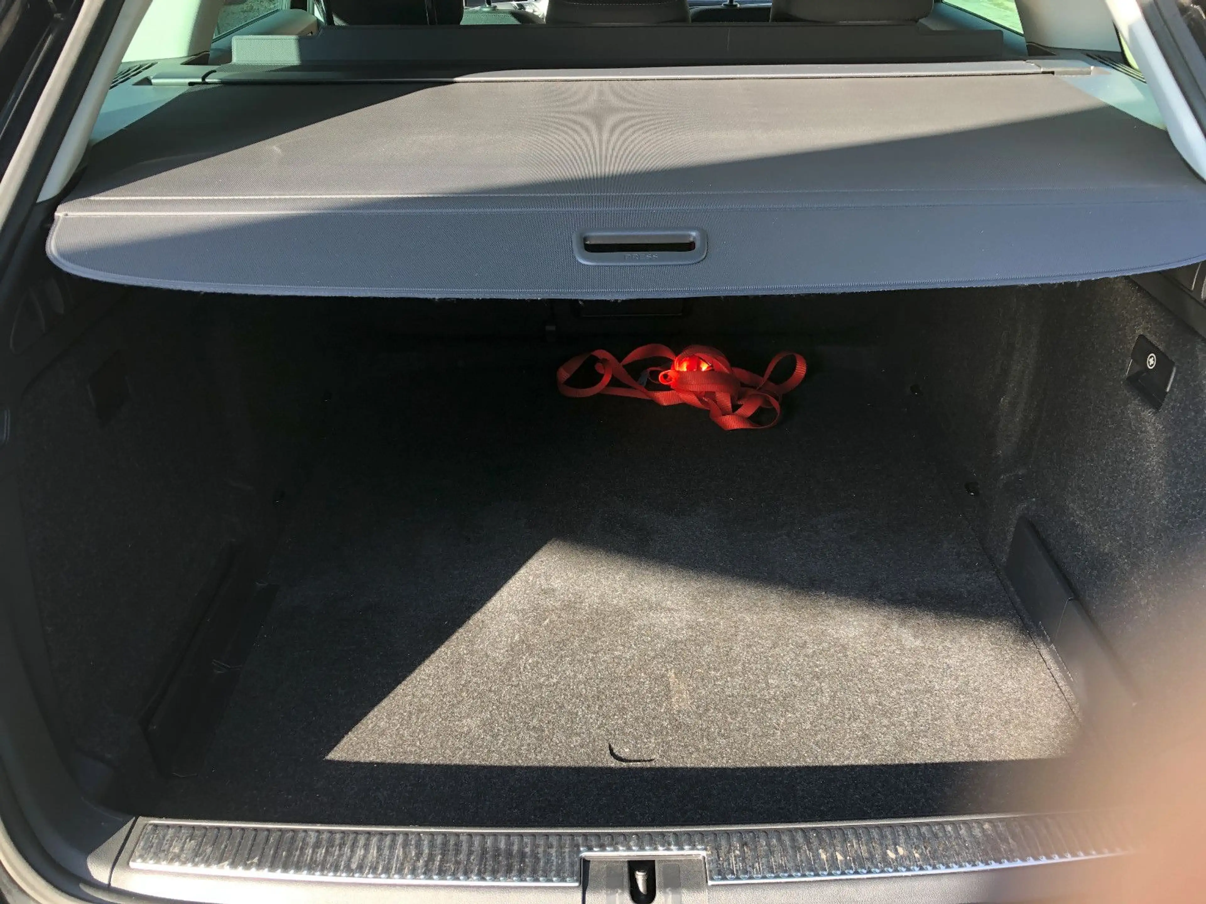 Skoda Superb Combi Style ALU,NAVI,KAMERA,PDC — photo 19