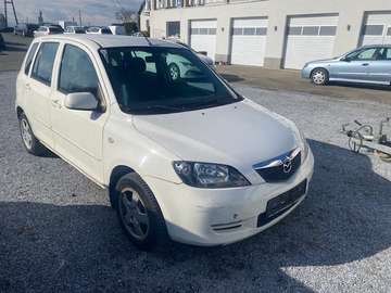 Mazda 2 1,25i klima KEIN PICKERL