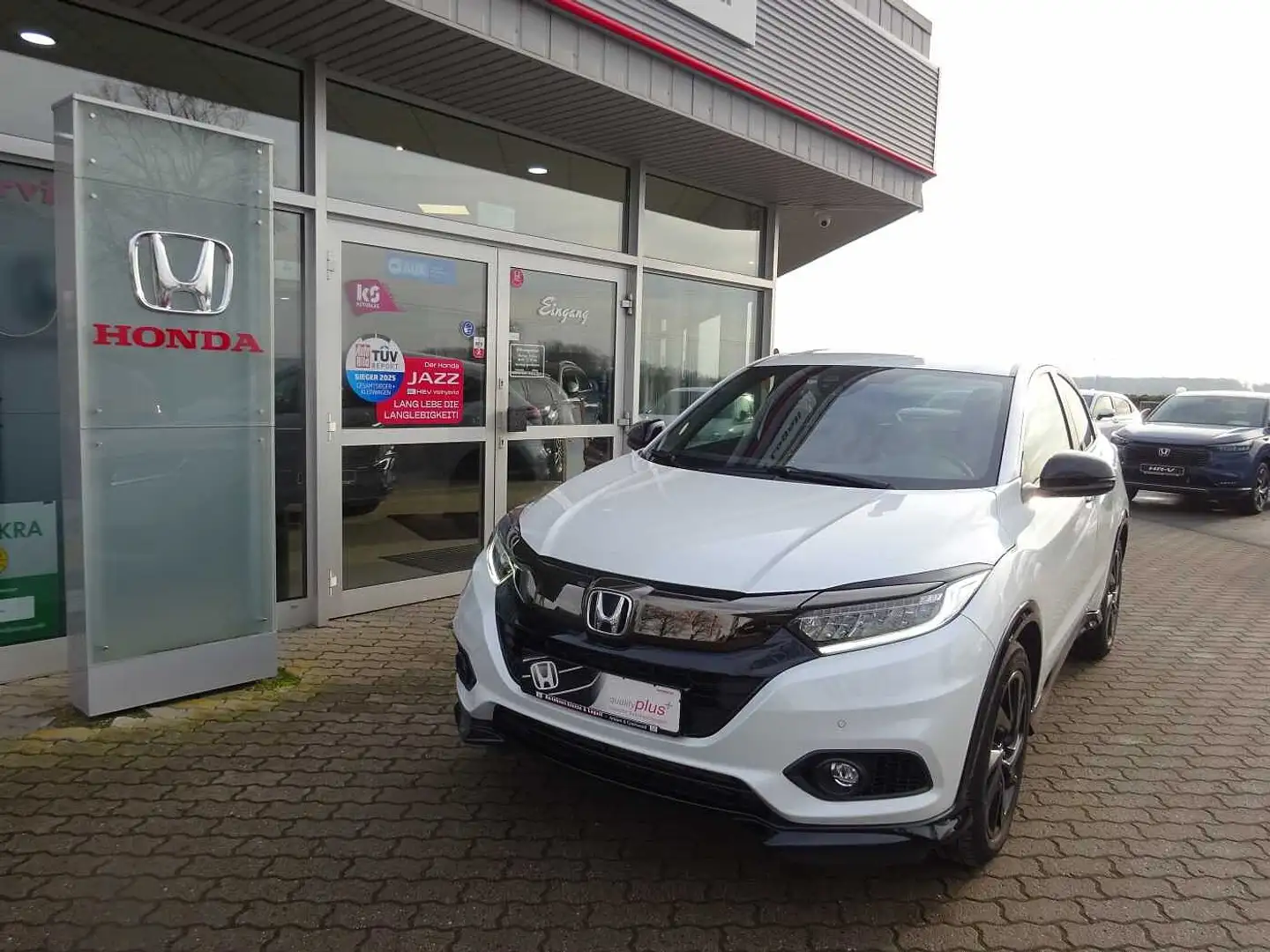 Honda HR-V 1.5 i-VTEC TURBO CVT Sport *134 KW Weiß - 1