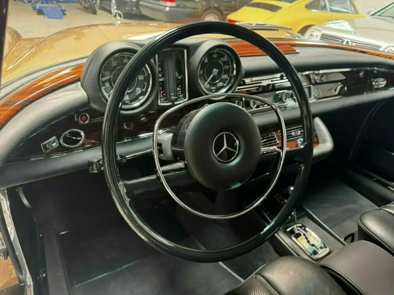 Mercedes-Benz 280 SE Cabrio W111 BRABUS-Classic Note 1+, foto 11
