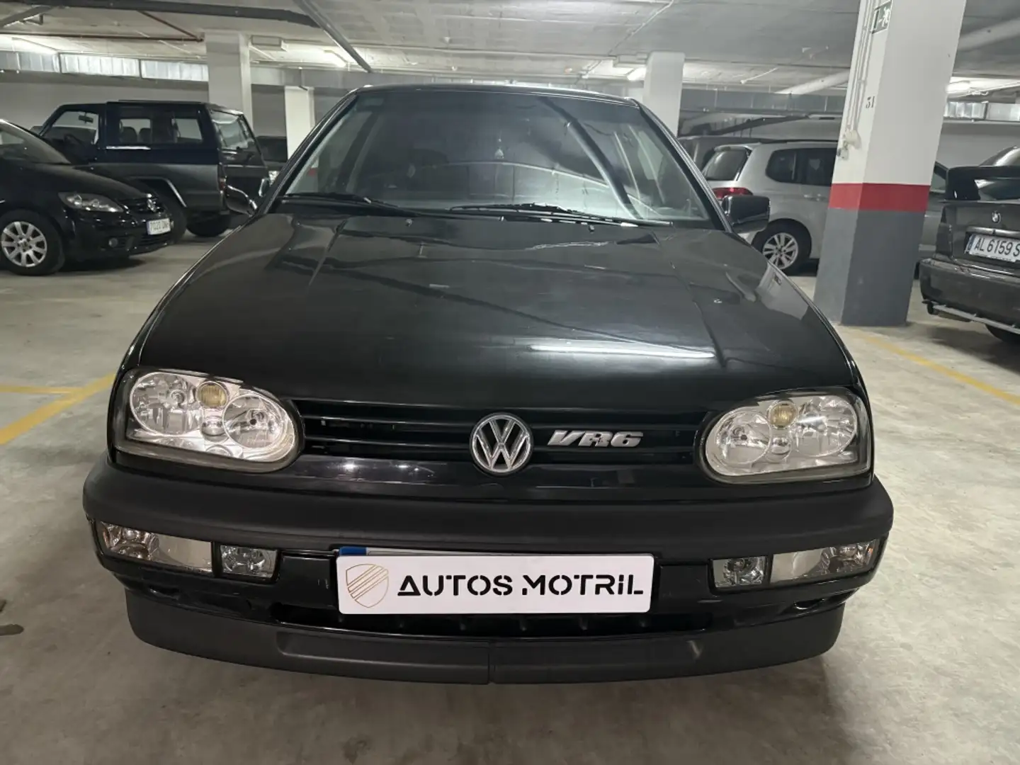 Volkswagen Golf 2.8 VR6 - 1