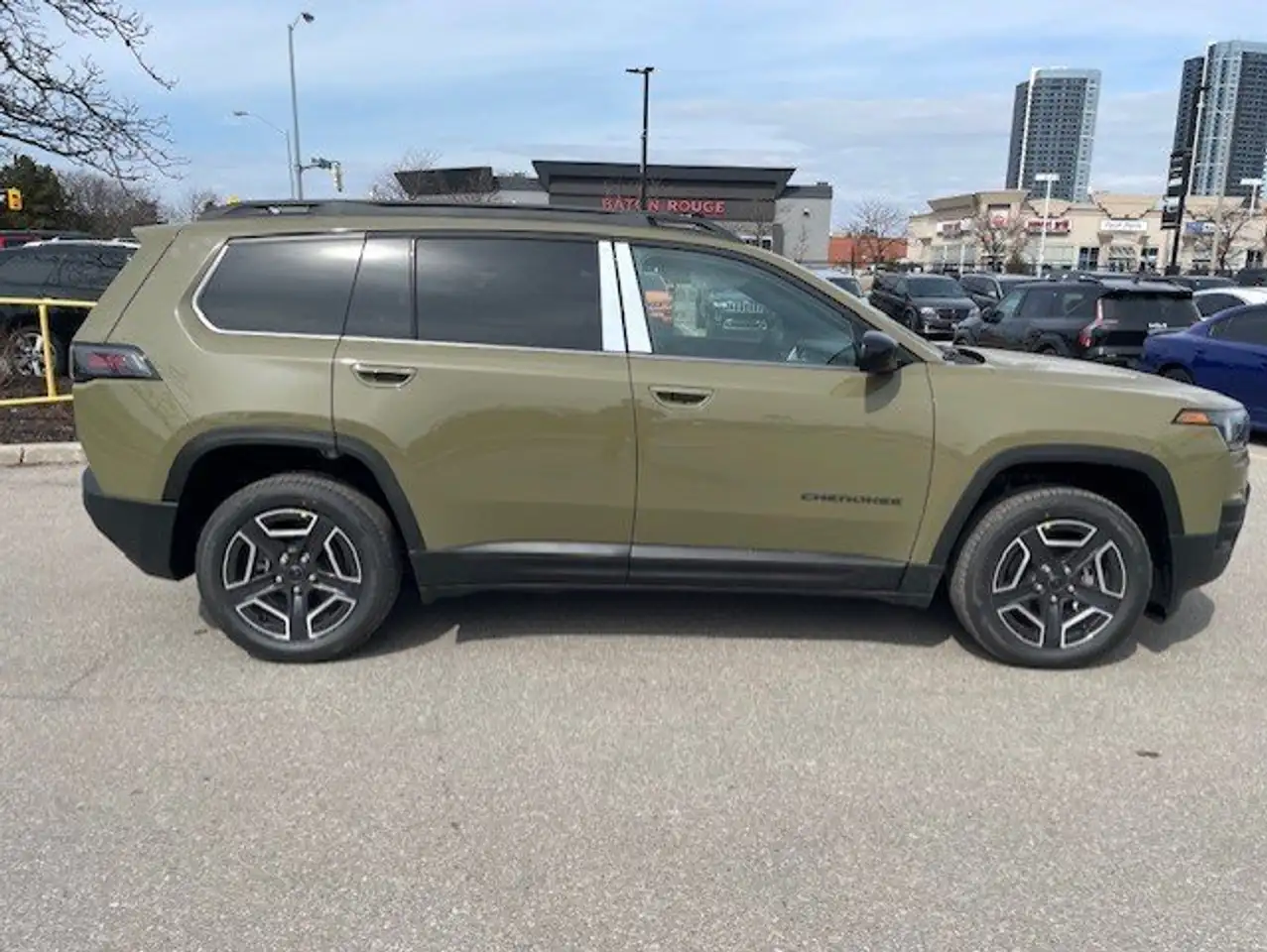 Jeep Cherokee снимка Jeep Cherokee