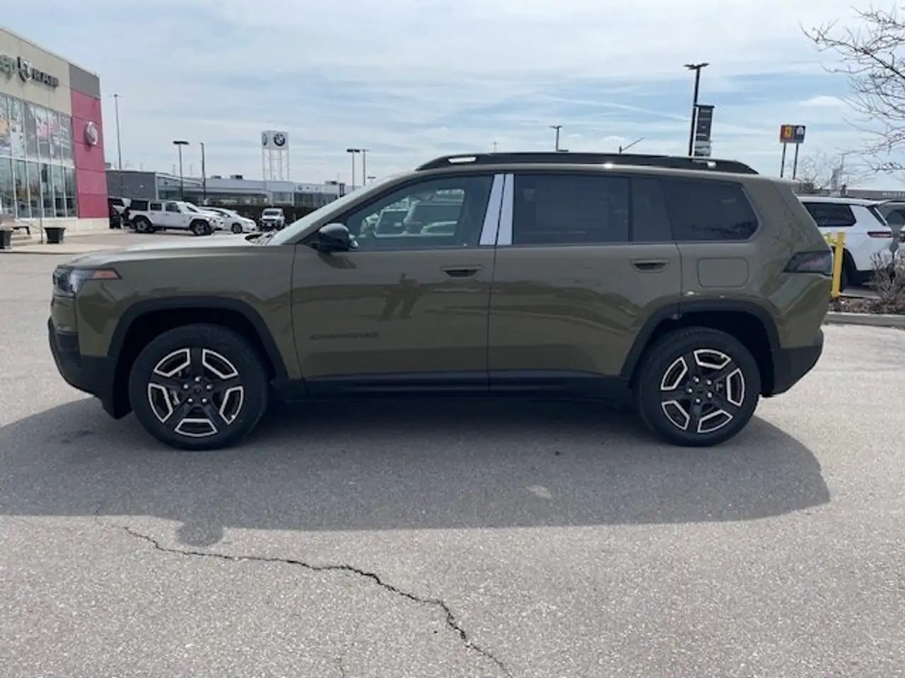 Jeep Cherokee снимка Jeep Cherokee