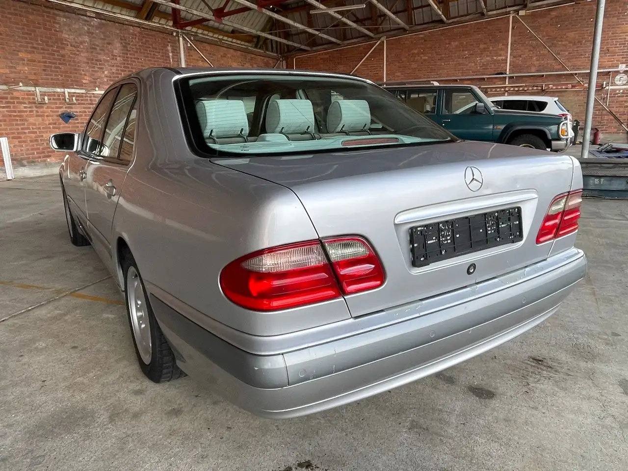 Mercedes-Benz E 240 E-Klasse Classic*Automatik*PDC*Klima, foto 7