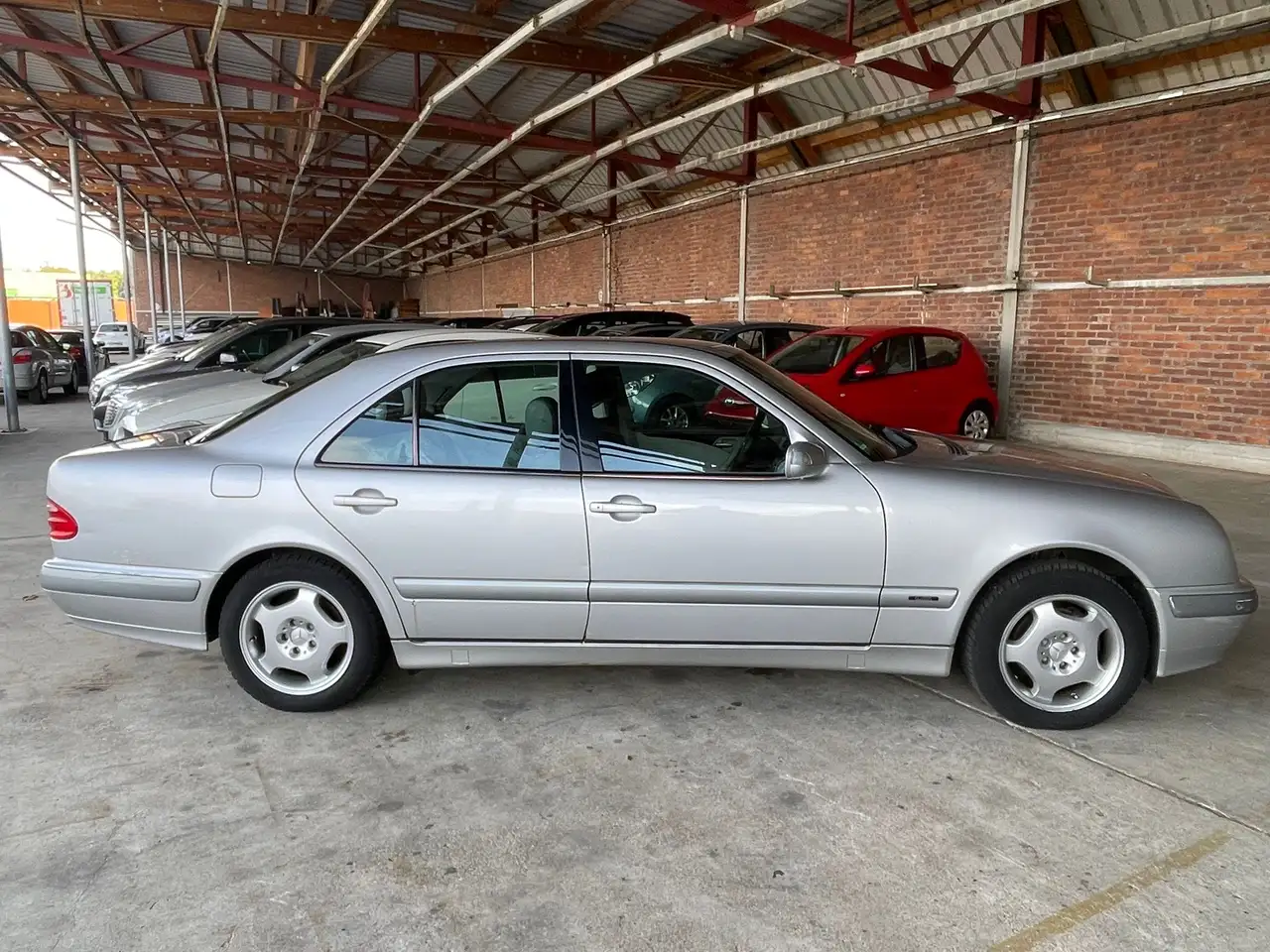 Mercedes-Benz E 240 E-Klasse Classic*Automatik*PDC*Klima, foto 4