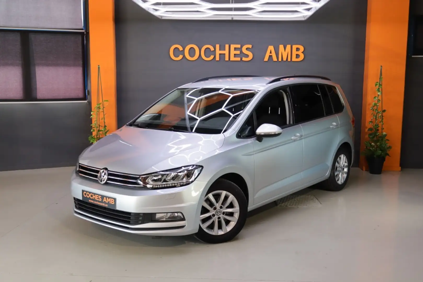 Volkswagen Touran 2.0TDI CR BMT Sport DSG 110kW Gris - 1
