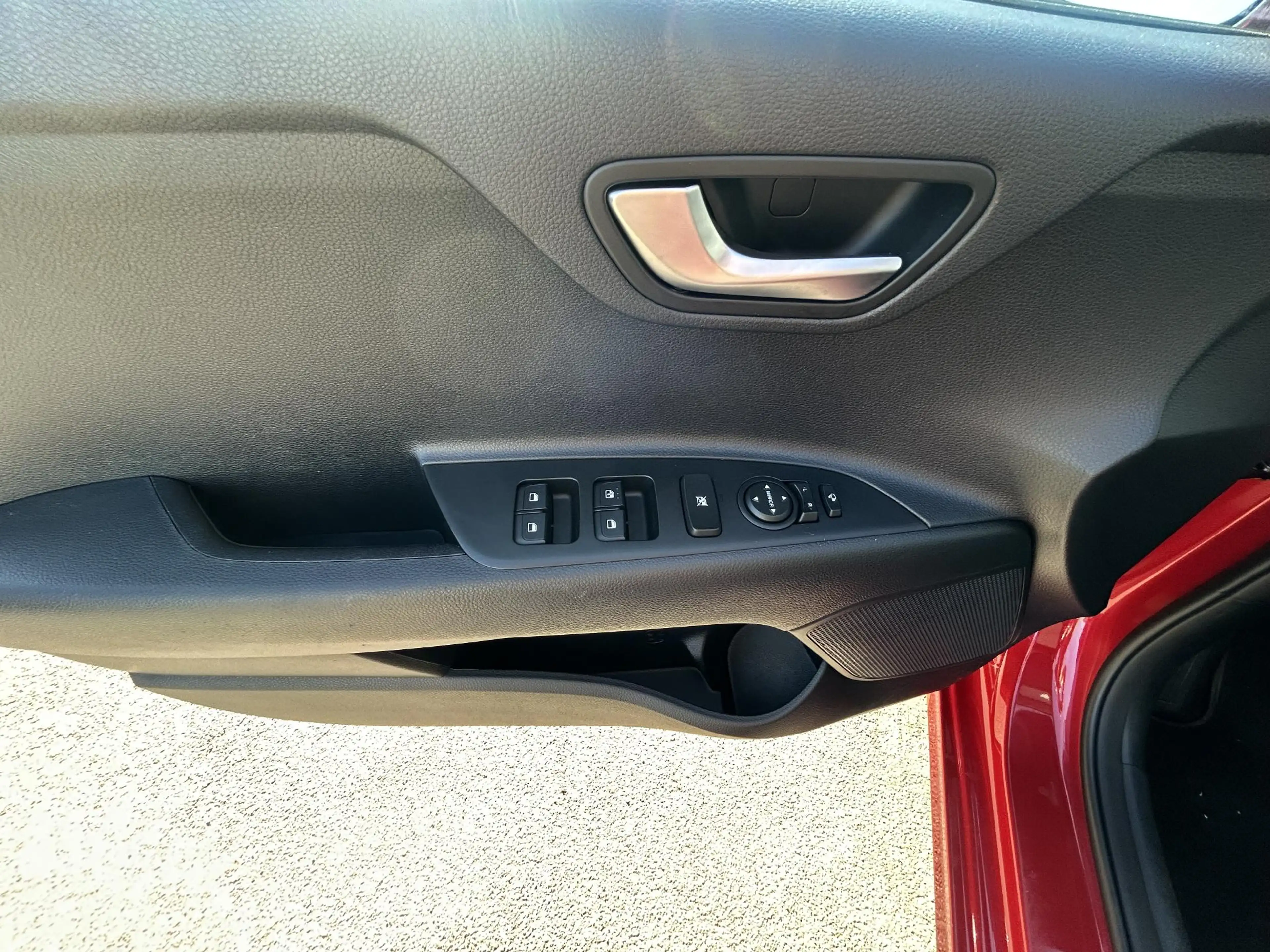 Kia Rio 1.0 T-GDi MHEV DynamicPlusLine Trekhaak, Nieuw gel — photo 15