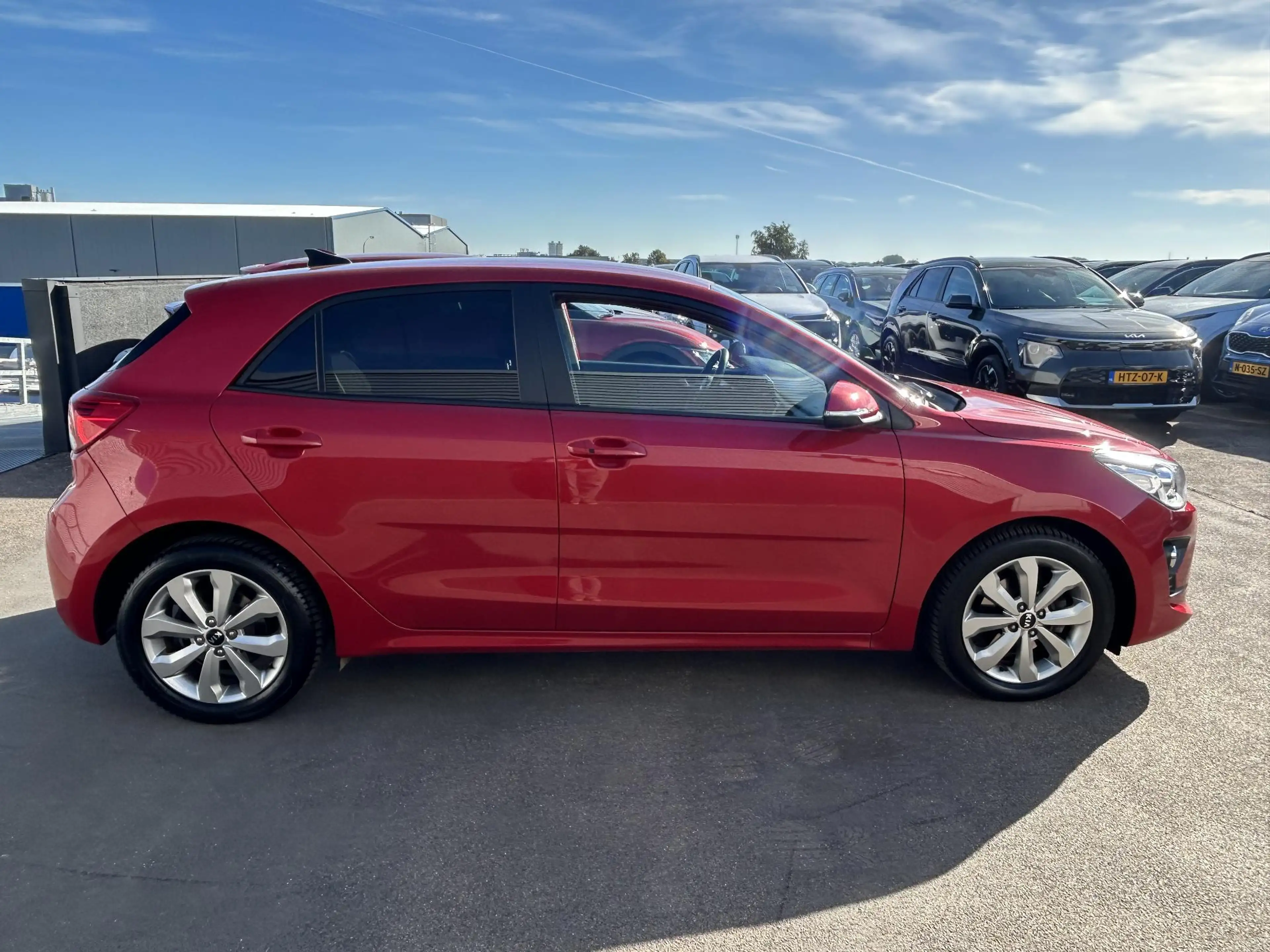 Kia Rio 1.0 T-GDi MHEV DynamicPlusLine Trekhaak, Nieuw gel — photo 10