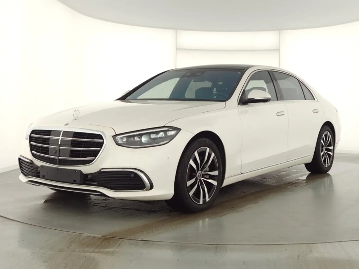 Mercedes-Benz S 500 S500 4M L FirstClass 4xMassage FondTV Pano Chauf Blanc - 2