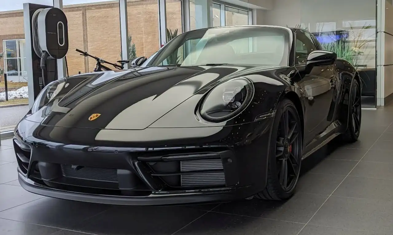 Porsche 911 снимка Porsche 911