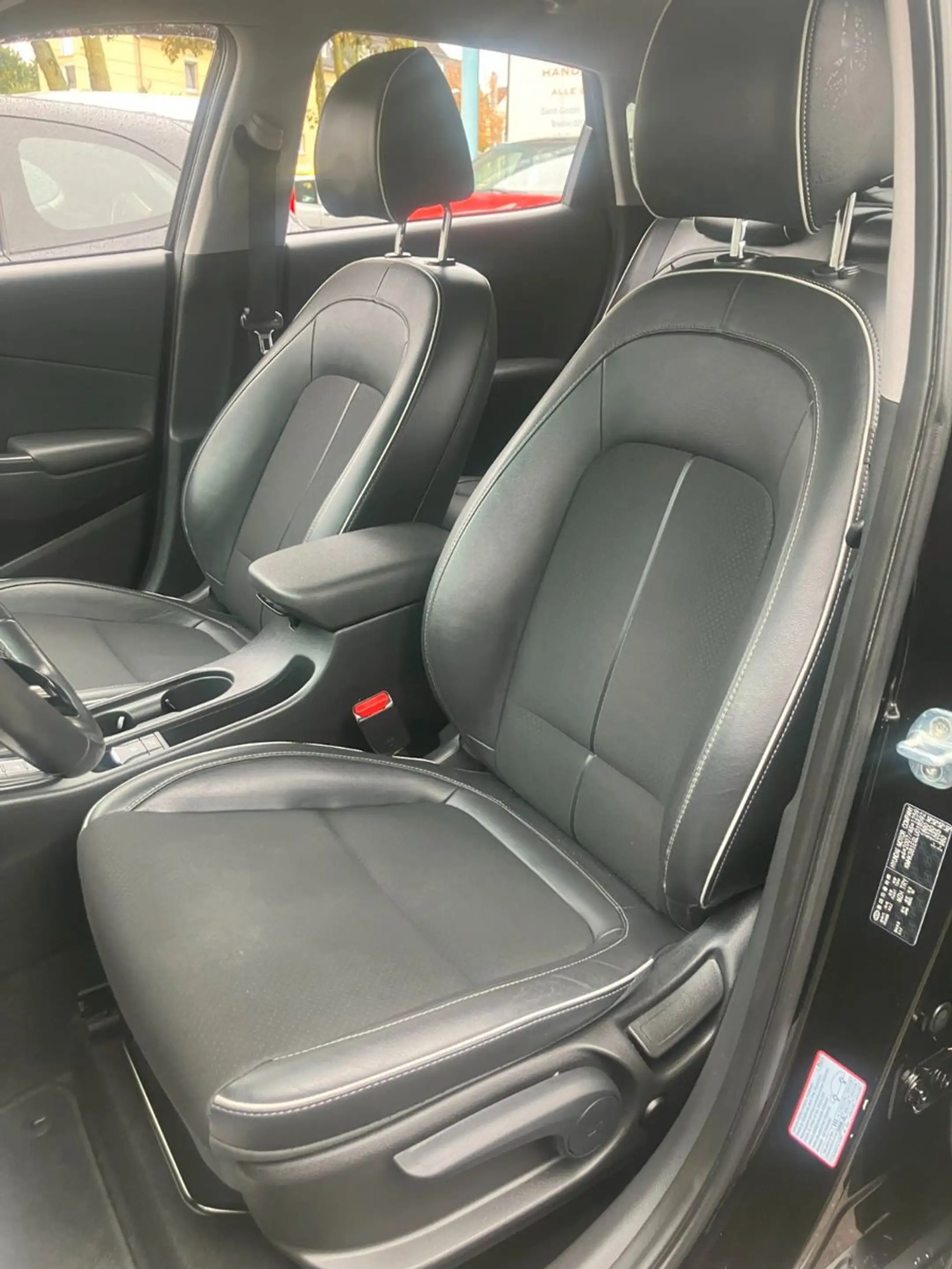 Hyundai KONA Style Hybrid 2WD — photo 15