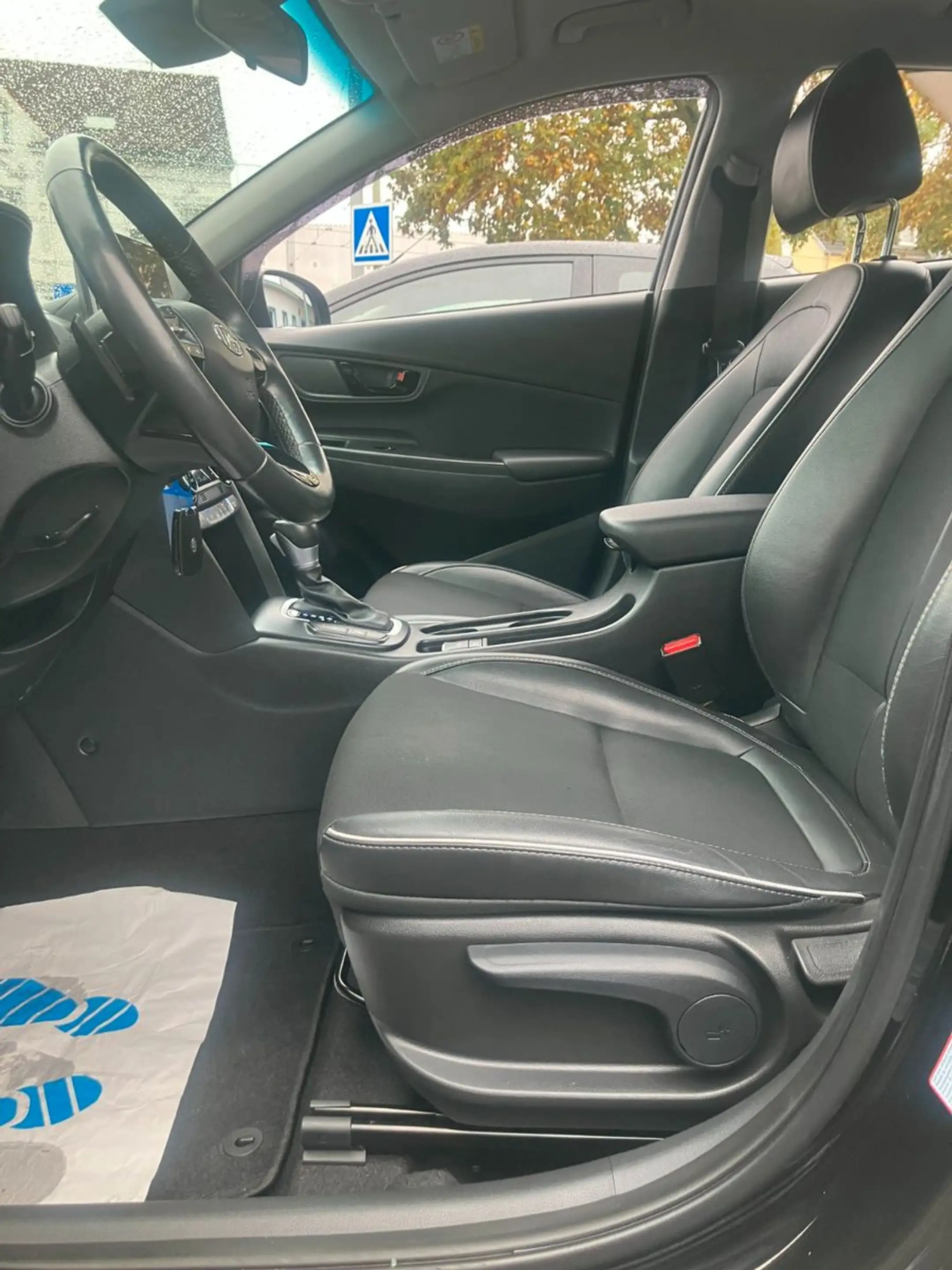Hyundai KONA Style Hybrid 2WD — photo 16