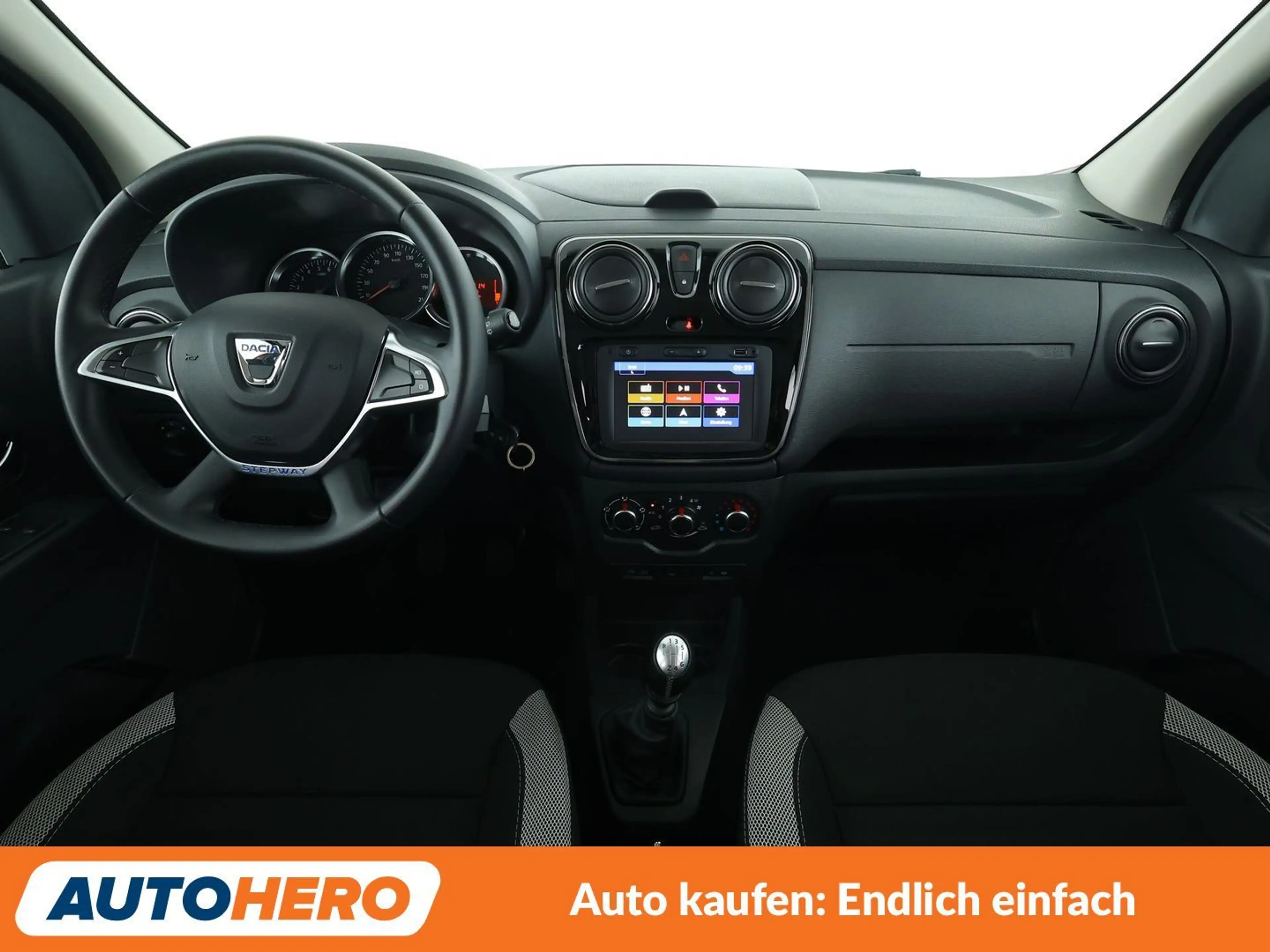 Dacia Lodgy 1.3 TCe Stepway Plus*NAVI*TEMPO*PDC* — photo 12