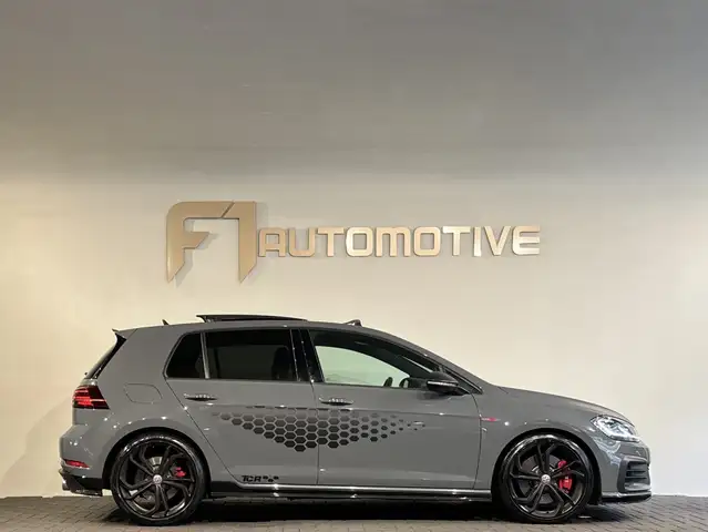 Volkswagen Golf view 10