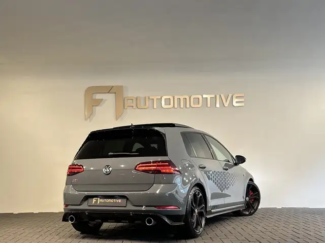 Volkswagen Golf view 7