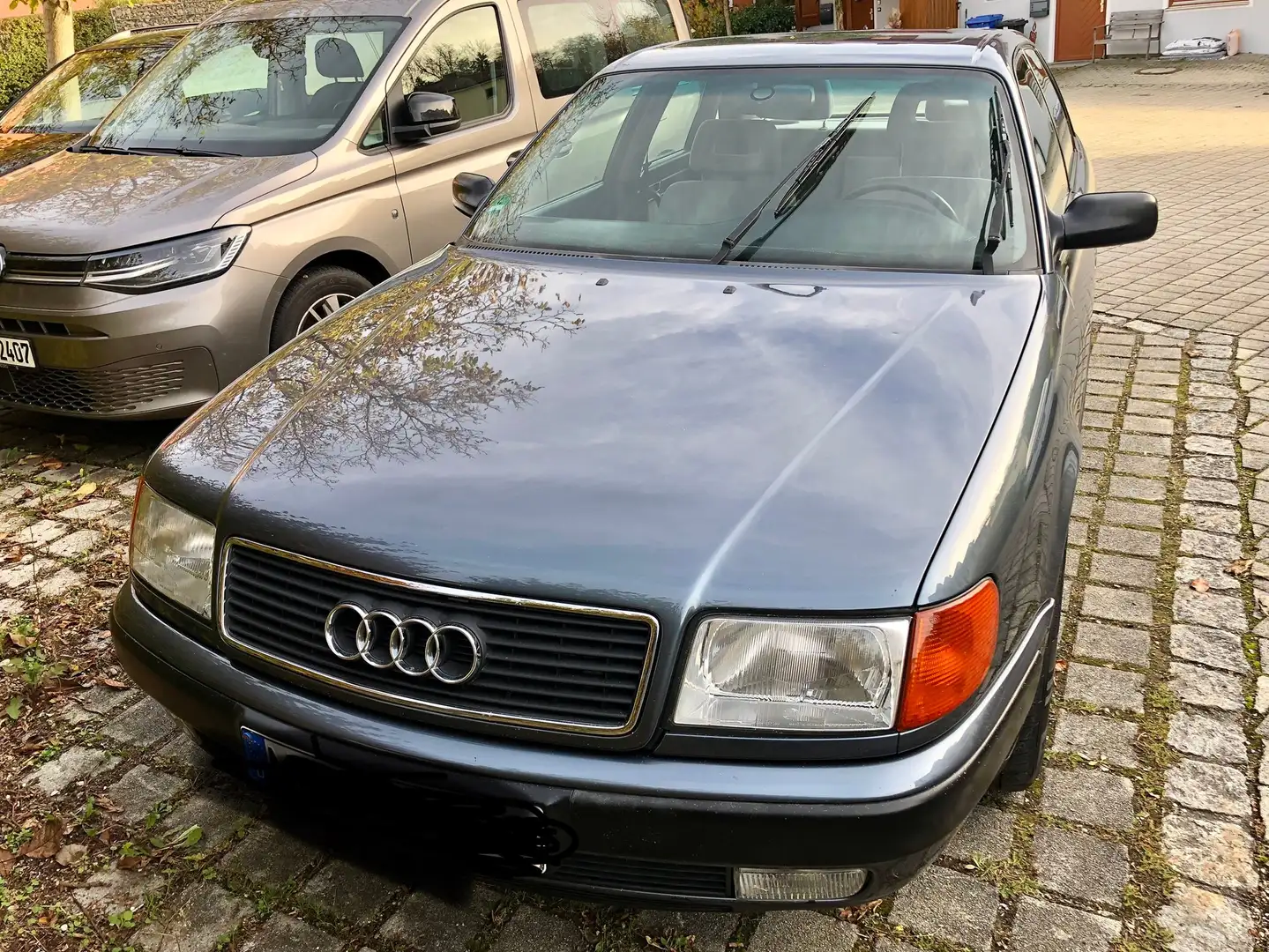 Audi 100 100 2.6 E Niebieski - 2