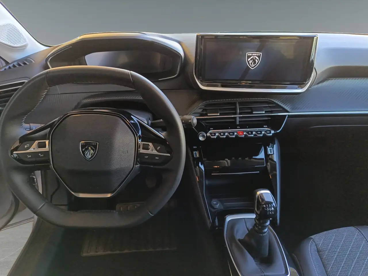 Peugeot 208 208 5P Puretech Allure 100 S&S 11