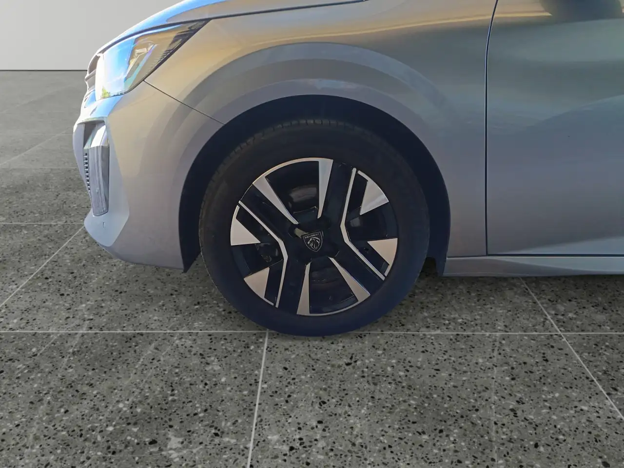 Peugeot 208 208 5P Puretech Allure 100 S&S 14