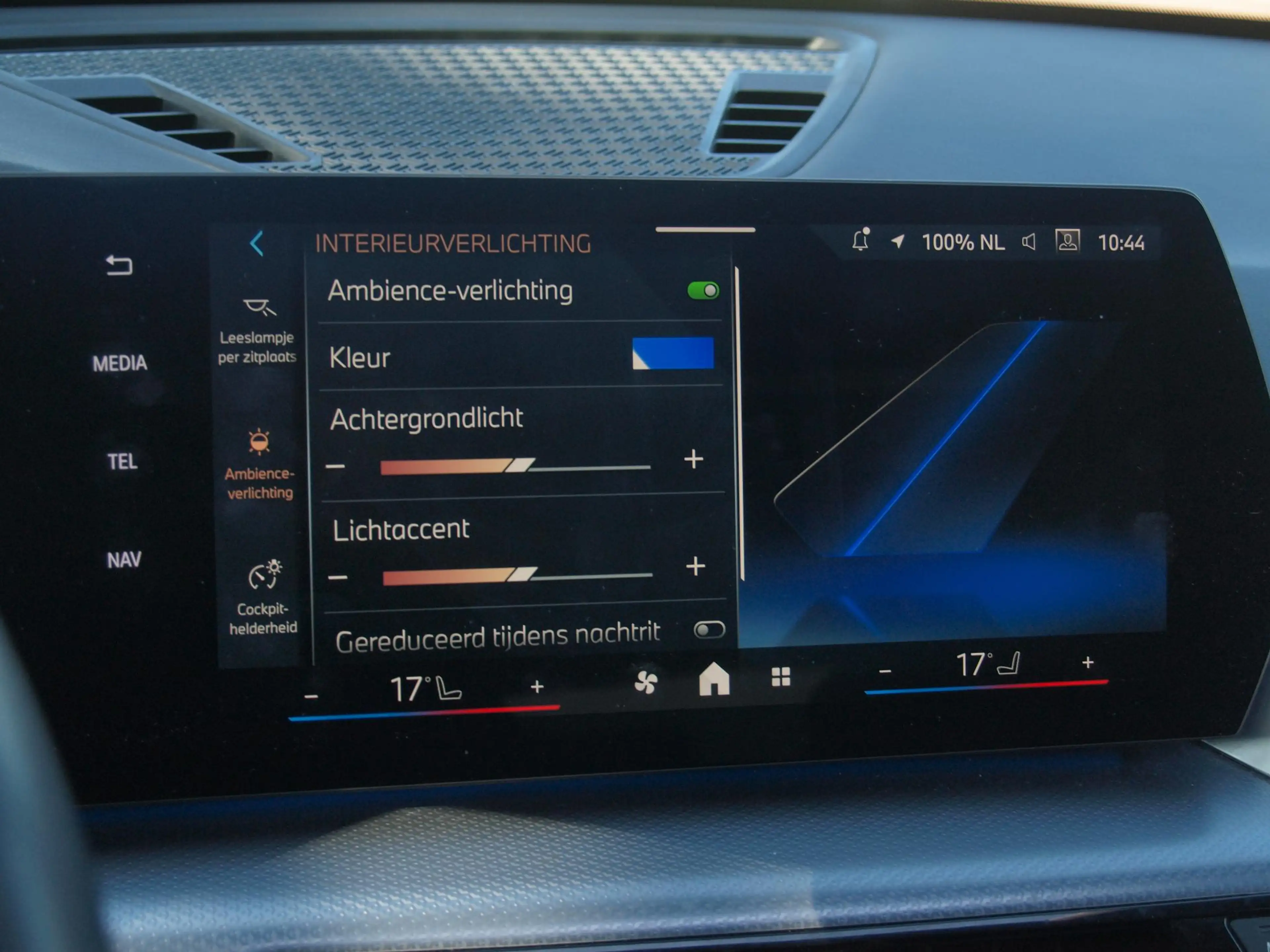 BMW iX1 xDrive30 67 kWh Panoramadak | Camera | Sfeerverlic — photo 22