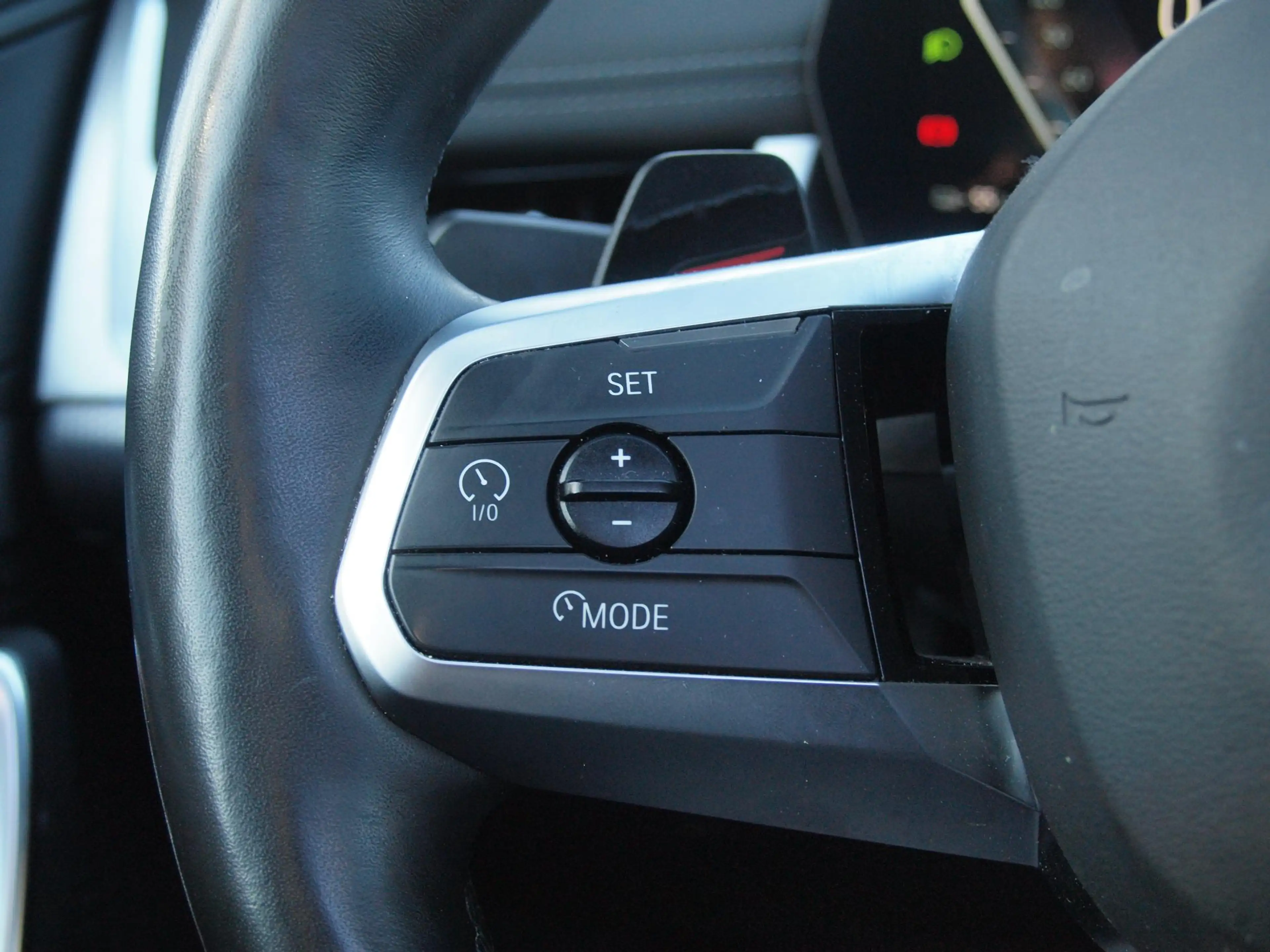 BMW iX1 xDrive30 67 kWh Panoramadak | Camera | Sfeerverlic — photo 17