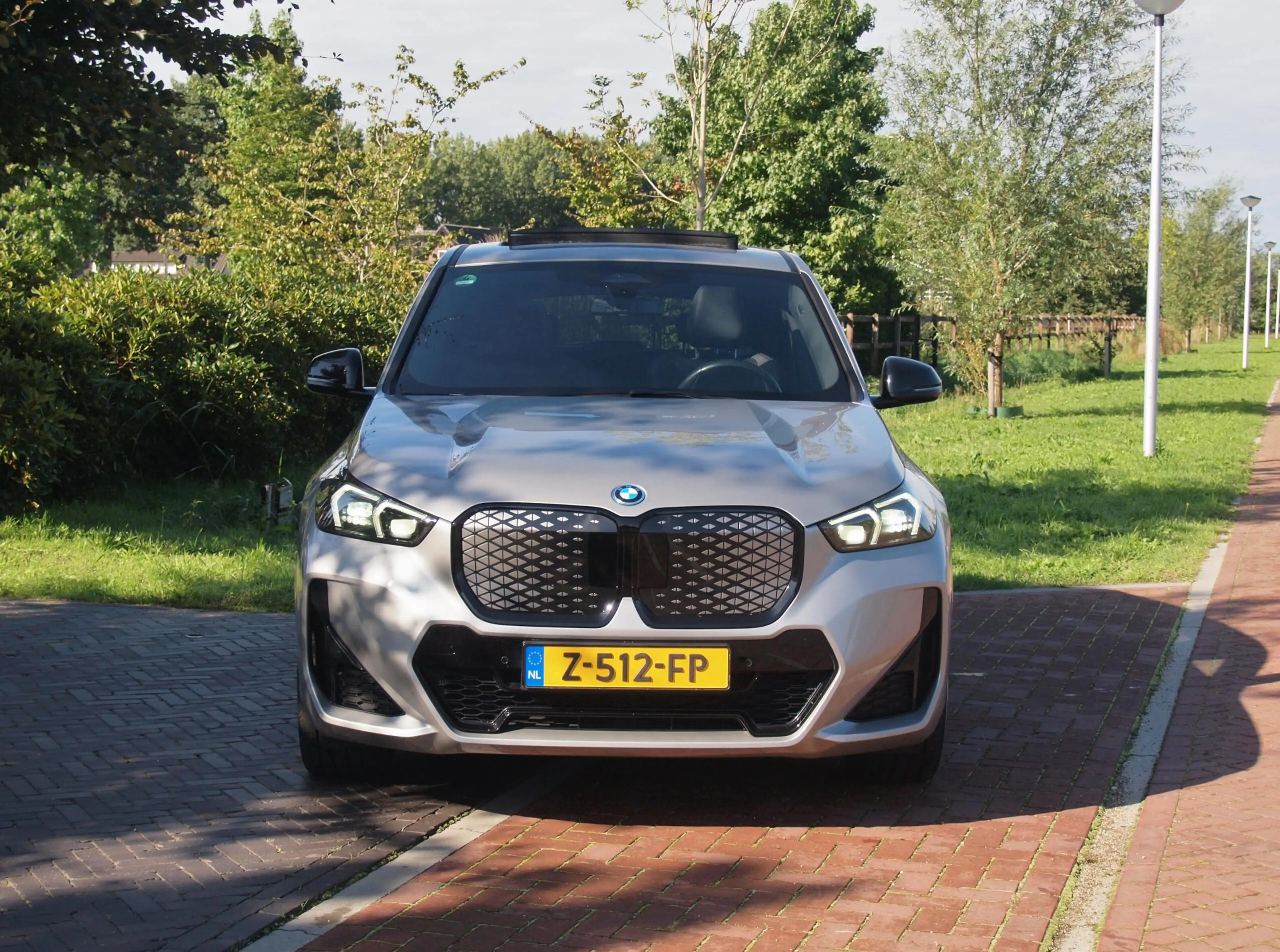 BMW iX1 xDrive30 67 kWh Panoramadak | Camera | Sfeerverlic — photo 5