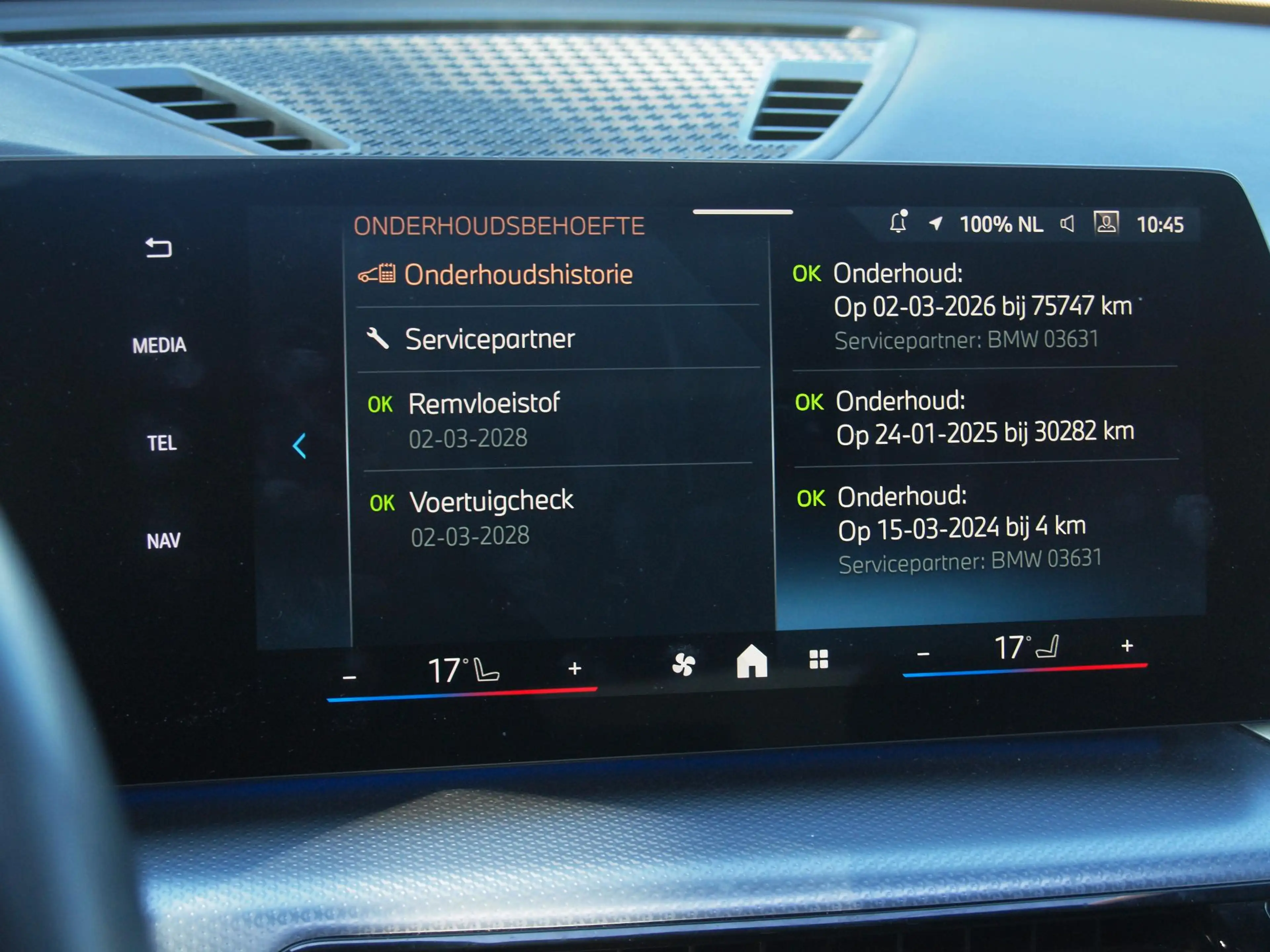 BMW iX1 xDrive30 67 kWh Panoramadak | Camera | Sfeerverlic — photo 33