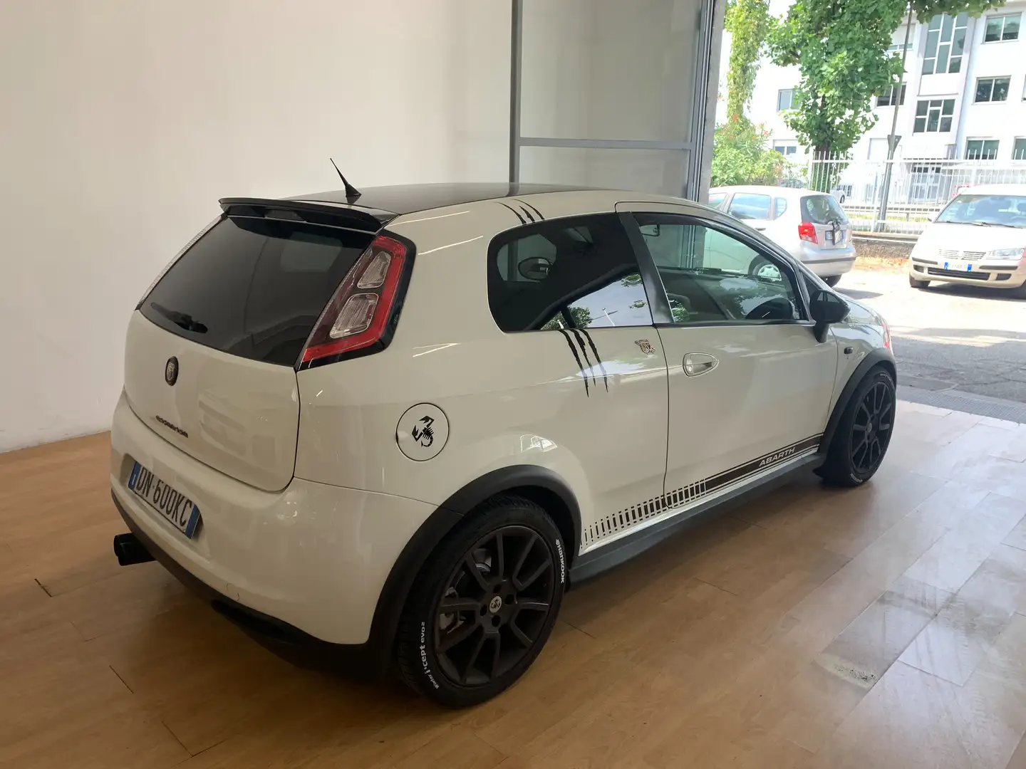 Abarth Grande Punto 1.4 t. t-jet 155cv 3p Bianco - 2