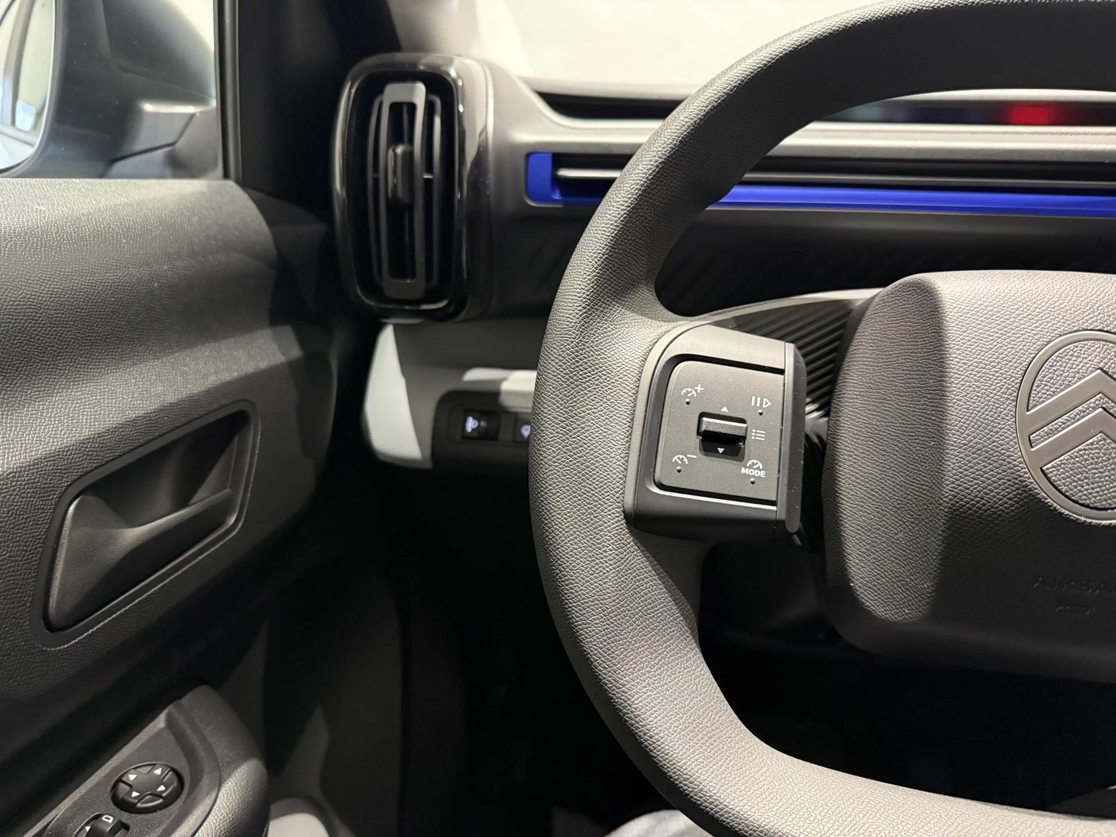 Citroen E-C3 You 113pk 44 kWh | AIRCO | TELEFOONHOUDER | LED | — photo 14