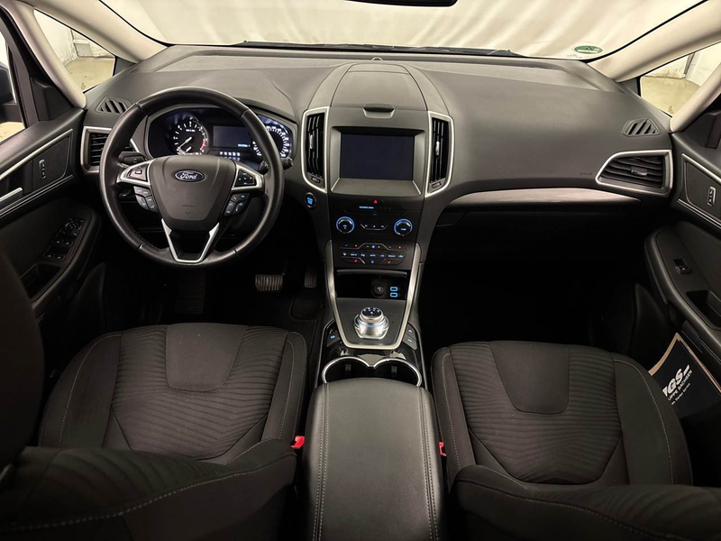 Ford S-Max 2.0 EcoBlue Trend SpoSi Key LED Navi RKam — photo 7