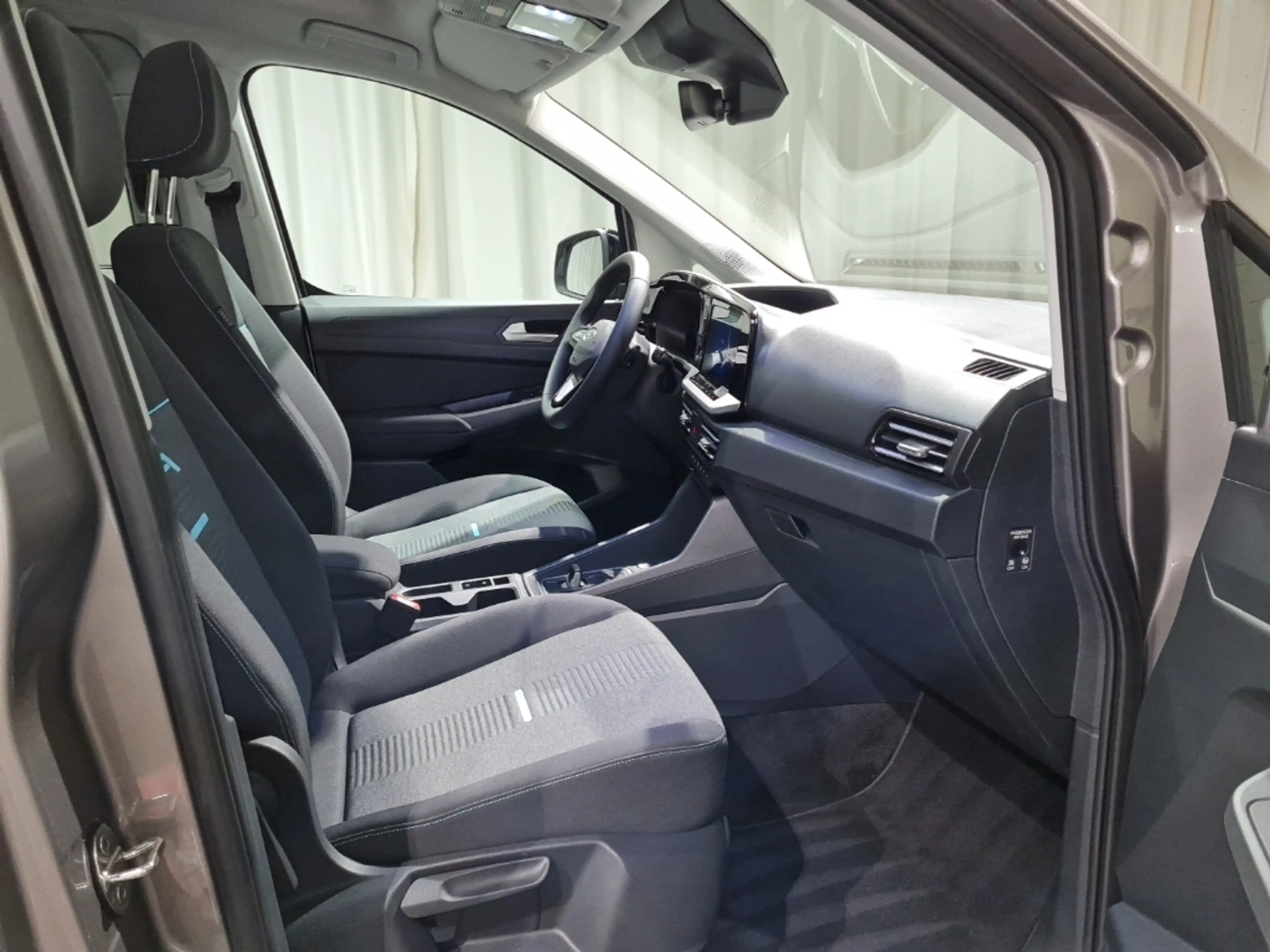 Ford Tourneo Connect L2-Active "LED"PANO"LMF18" — photo 5