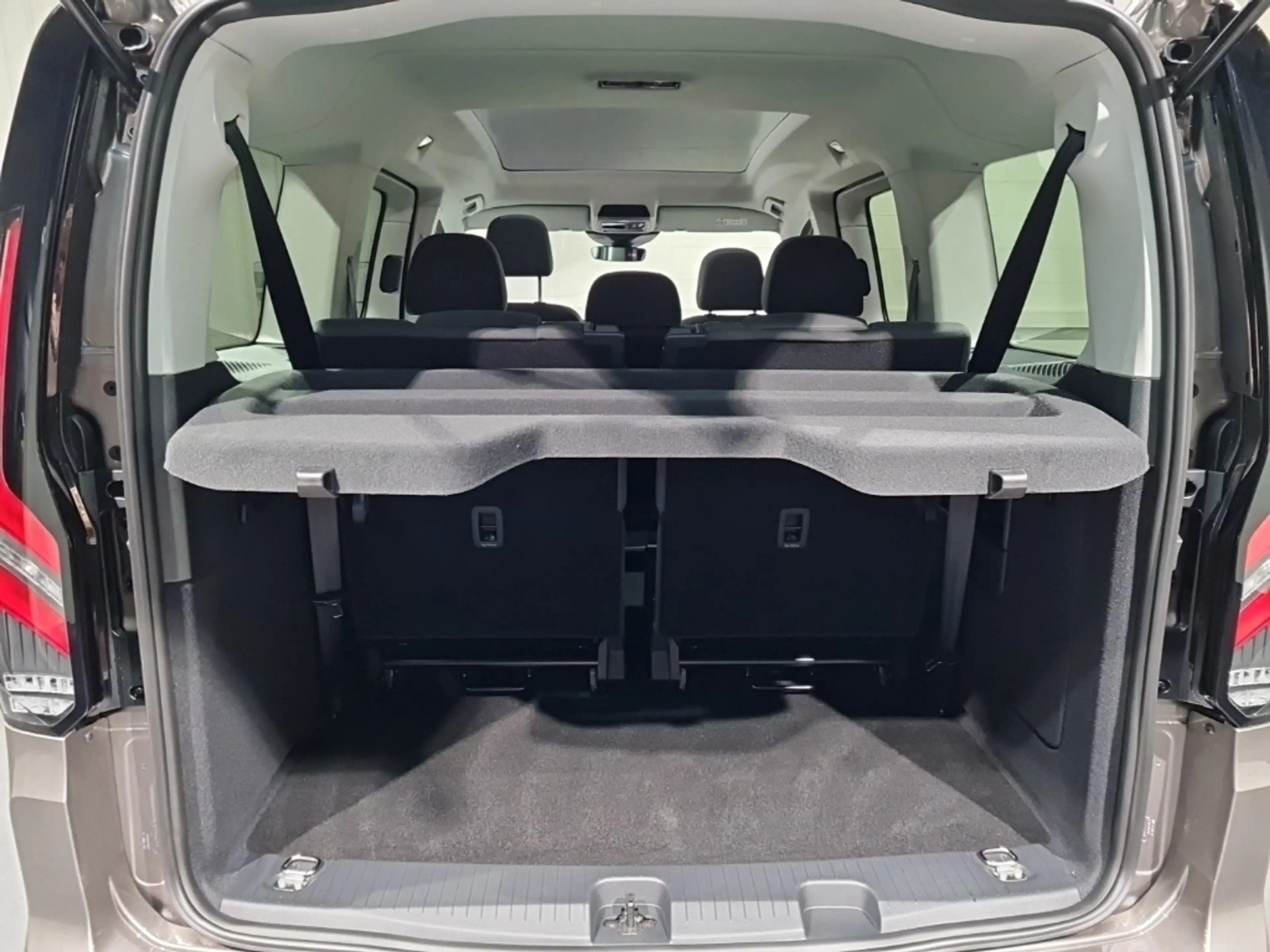 Ford Tourneo Connect L2-Active "LED"PANO"LMF18" — photo 10