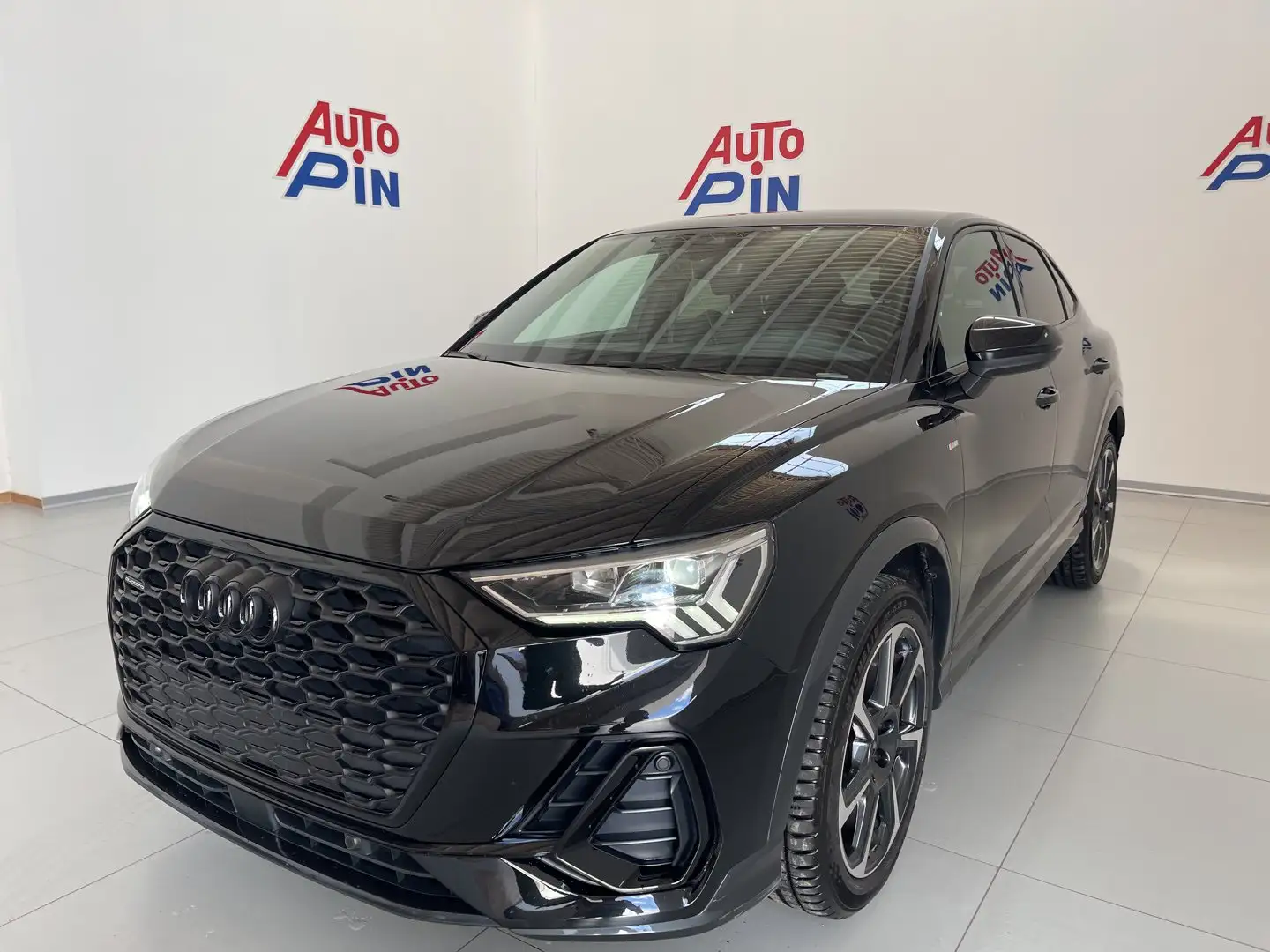 Audi Q3 Q3 SPB 35 TDI quattro S tronic S line edition Schwarz - 1