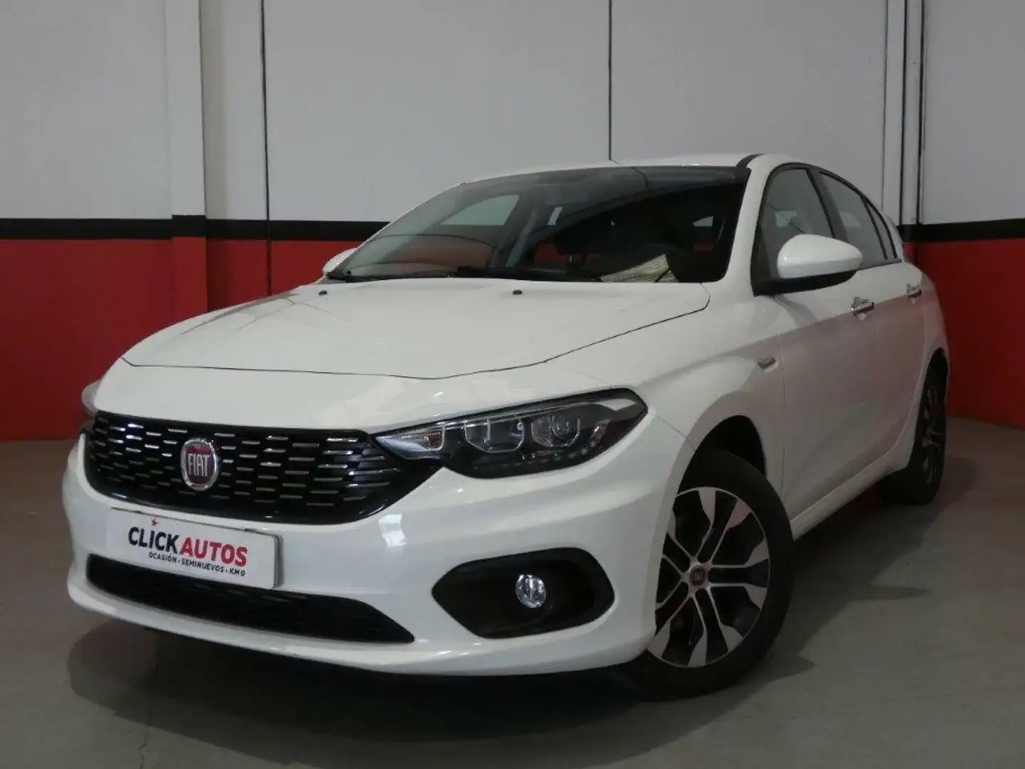 Fiat Tipo 1.3 MJET 95CV Mirror 5P Weiß - 1