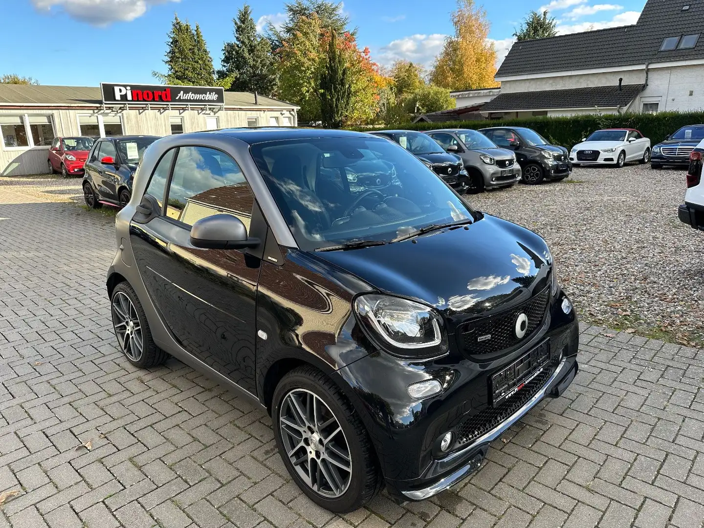 smart forTwo Coupe Brabus 109PS-LED-NAVI-PANO-JBL Schwarz - 1