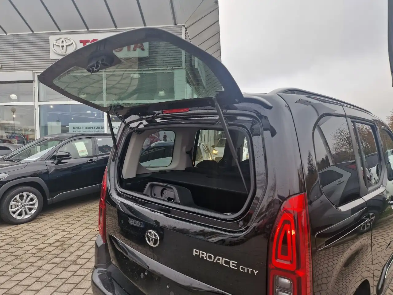 Toyota Proace City Verso 1.2 L1 Teamplayer LED 7