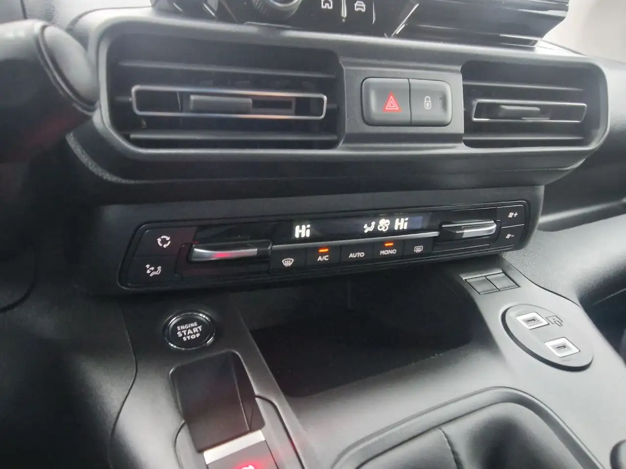 Toyota Proace City Verso 1.2 L1 Teamplayer LED 16