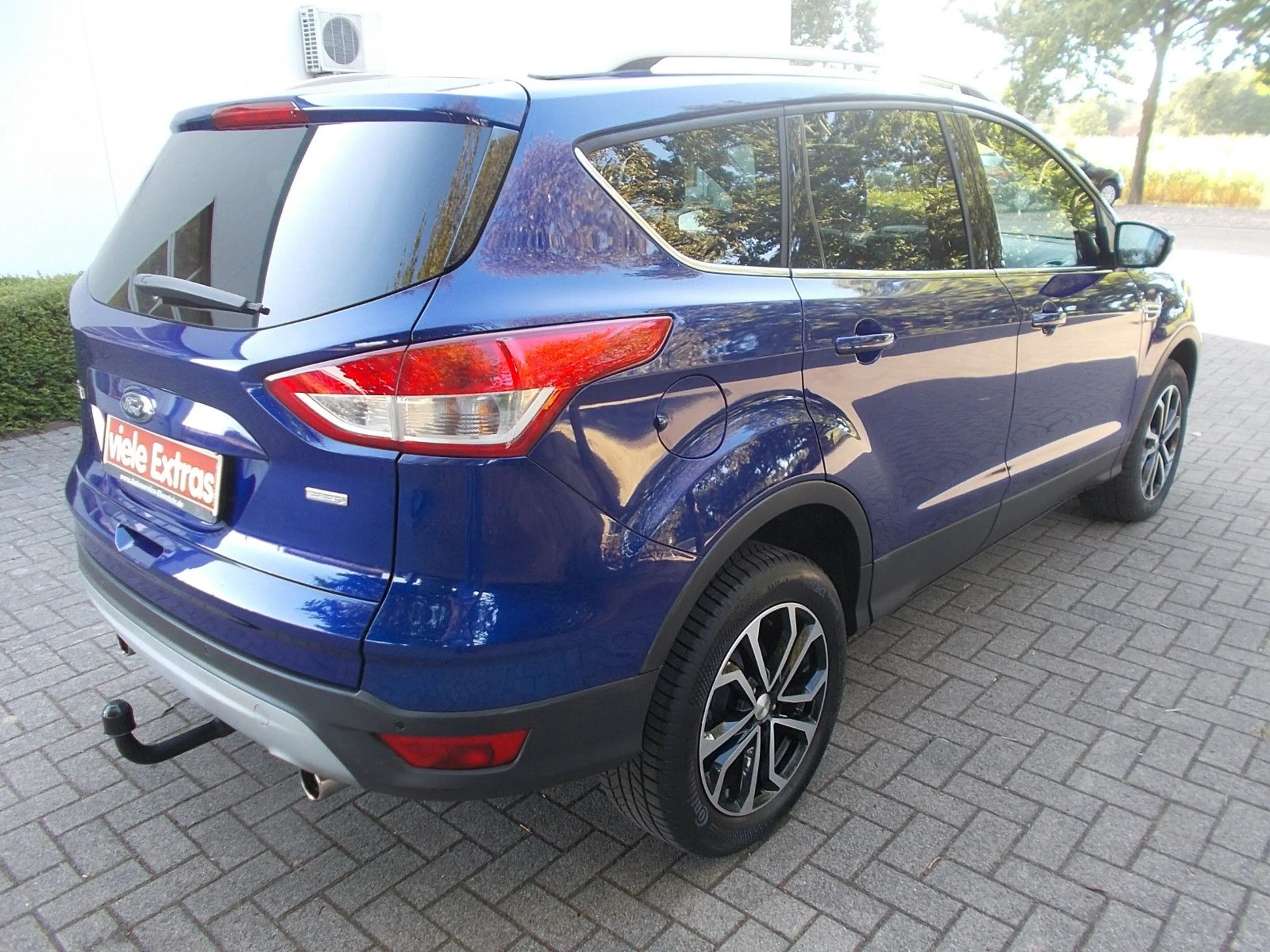 Ford Kuga Titanium,Klimaaut.,AHK,Navi,SHZ.... — photo 5
