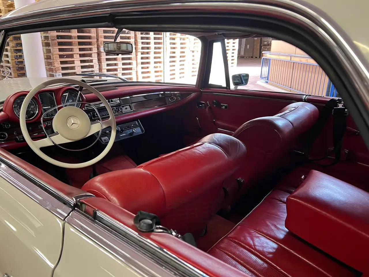 Mercedes-Benz 280 W111 160PS, foto 4